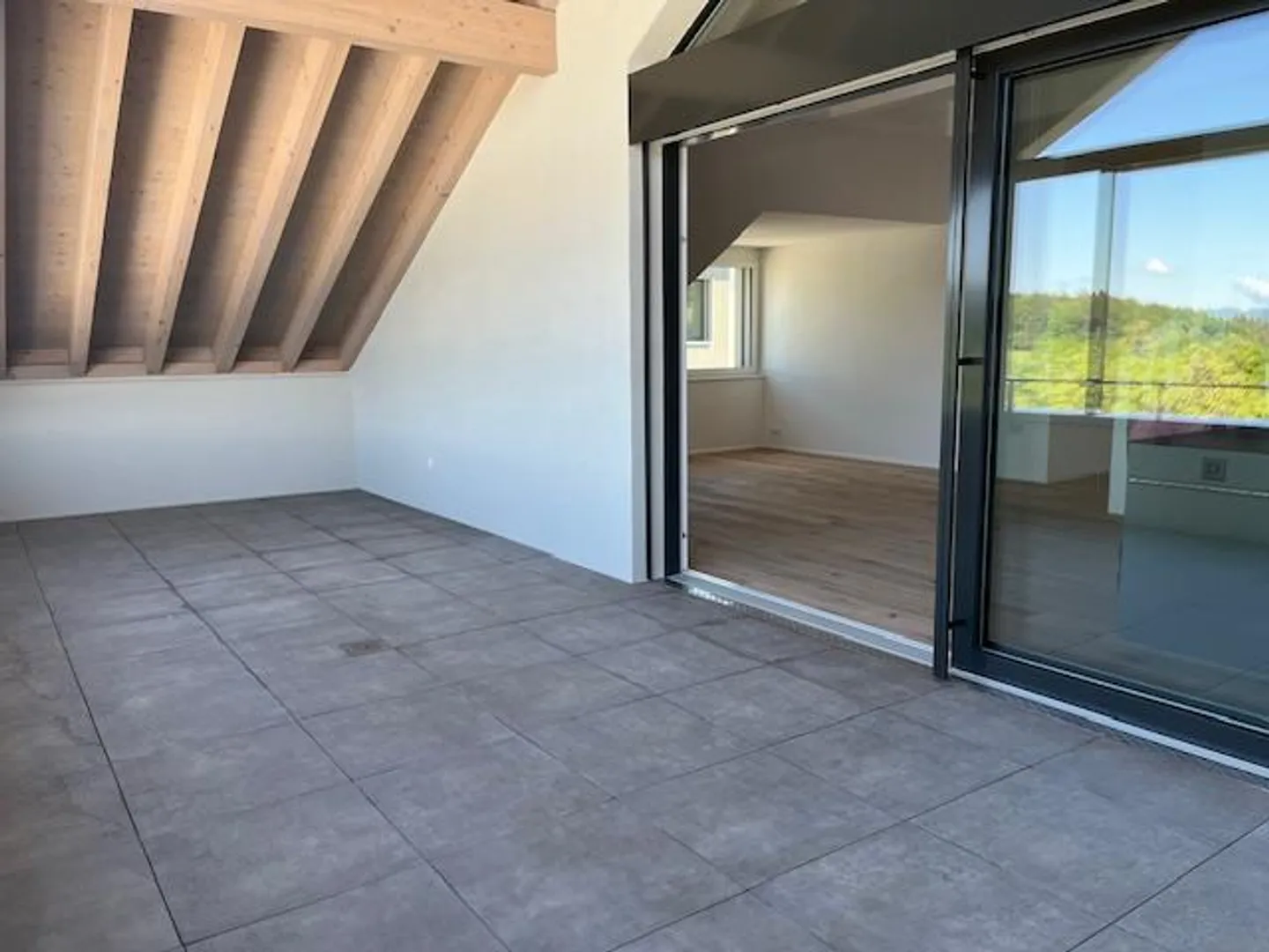 Top moderne 4.5 Zi-Maisonette Wohnung - Foto 8 von 8