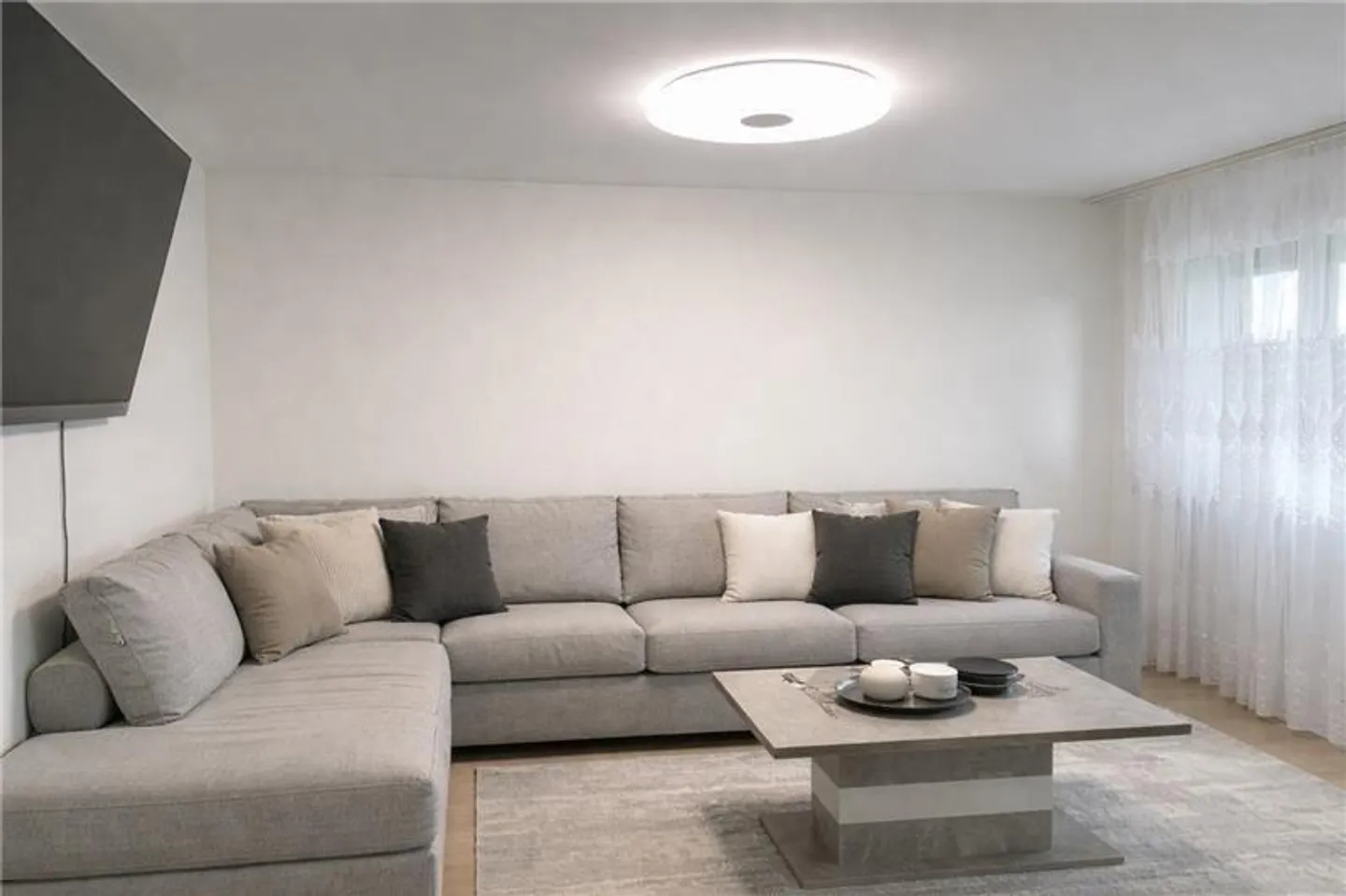 Appartamento di 3.5 locali al 5° piano! - Foto 3 di 8