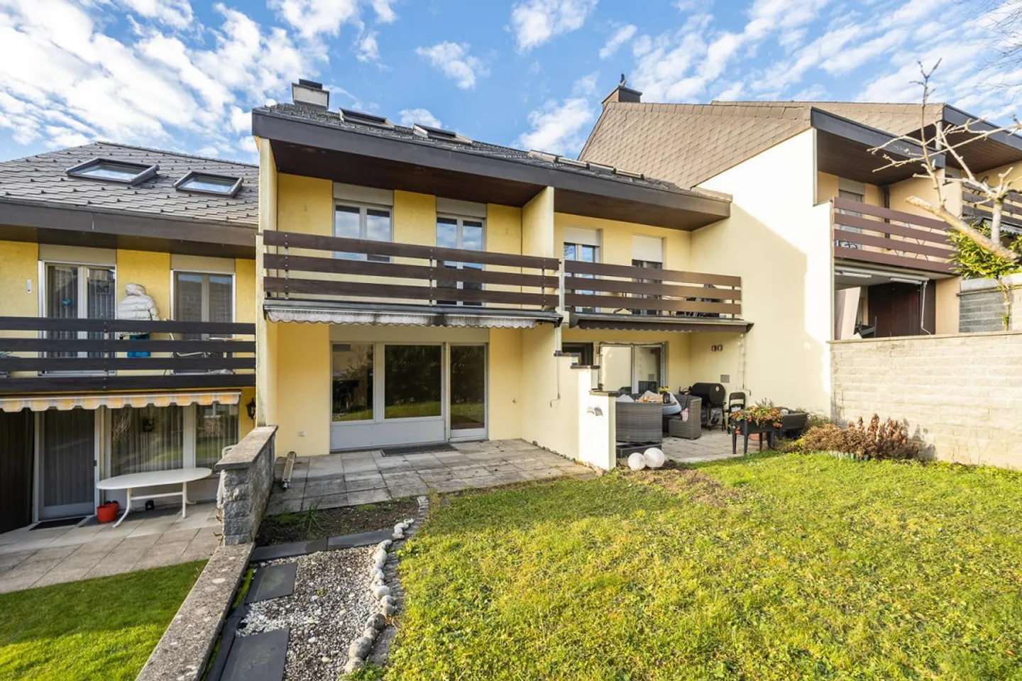 Happy Home - Photo 1 of 6