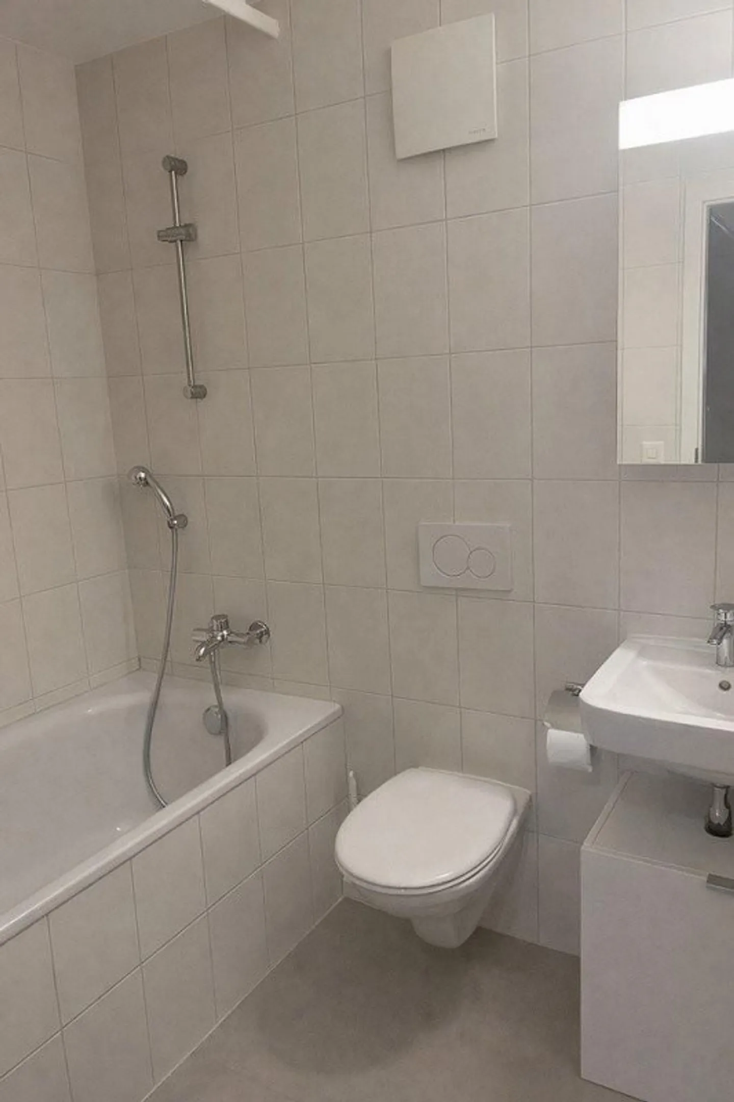 Appartamento di 3.5 locali al 5° piano! - Foto 5 di 8