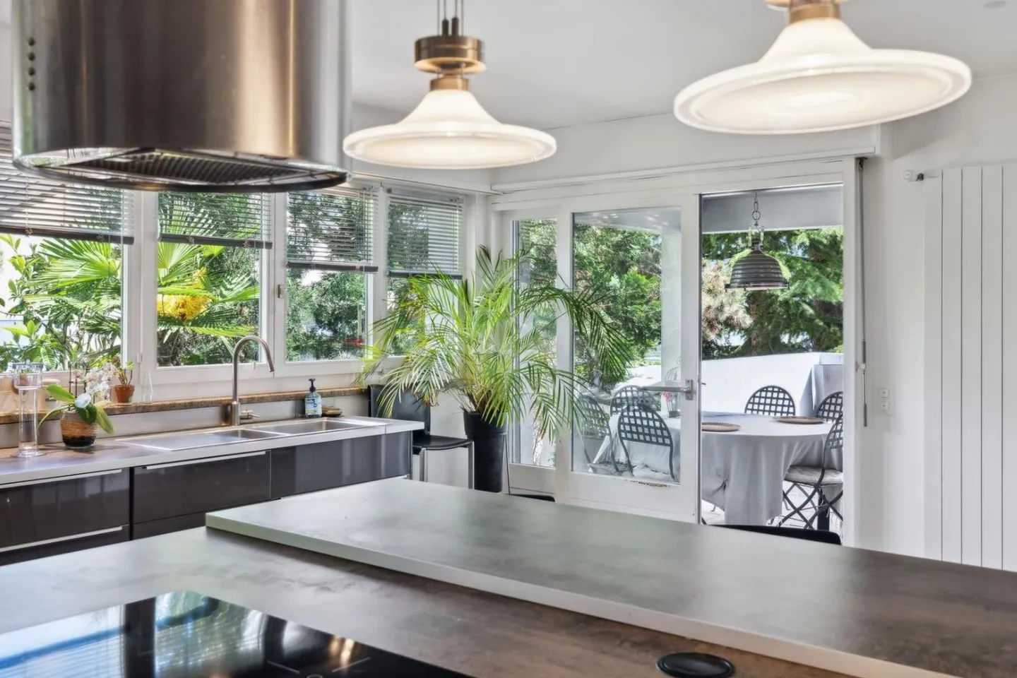 Over the Castles, in the Heart of Gravelone - Photo 2 of 9