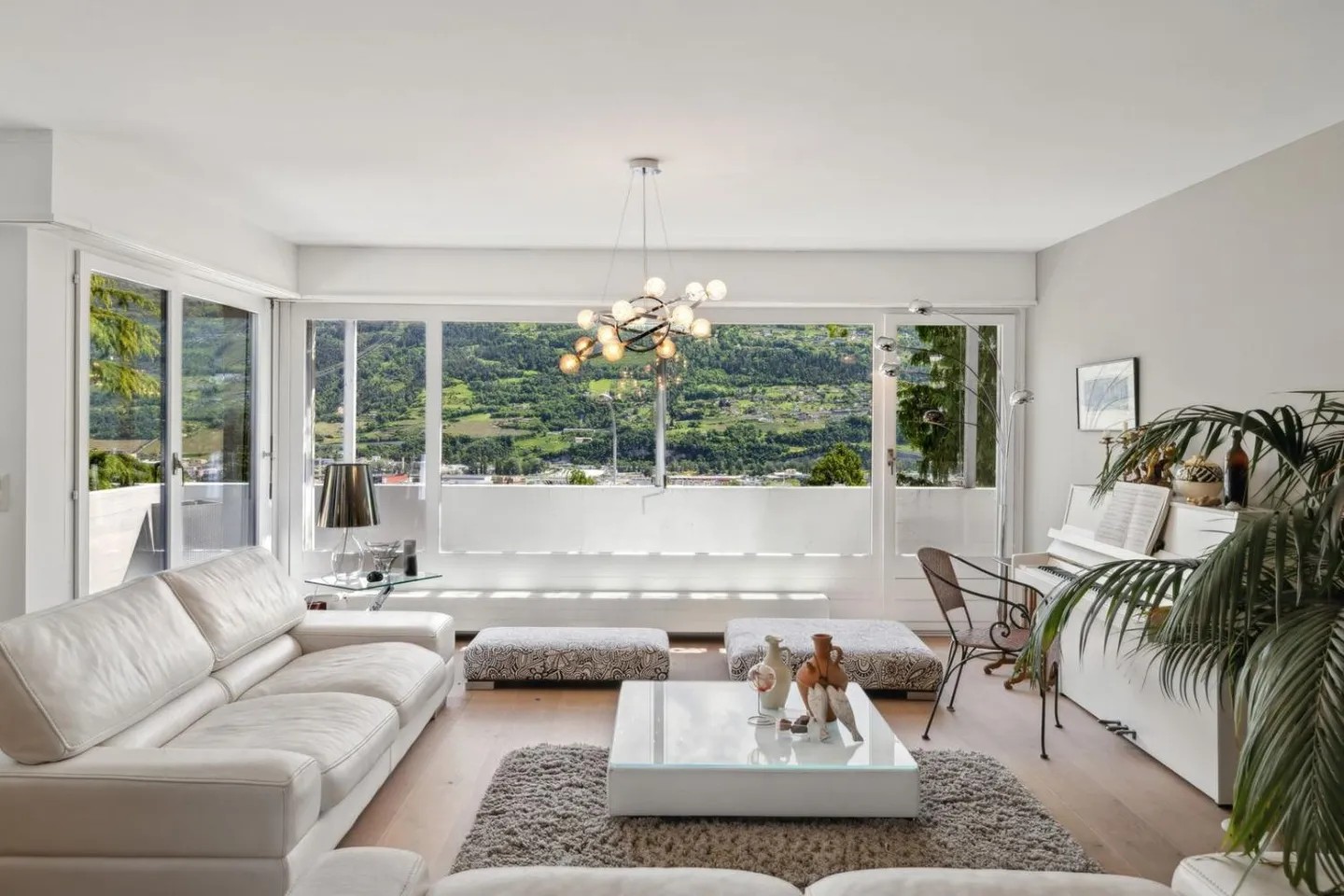 Over the Castles, in the Heart of Gravelone - Photo 5 of 9