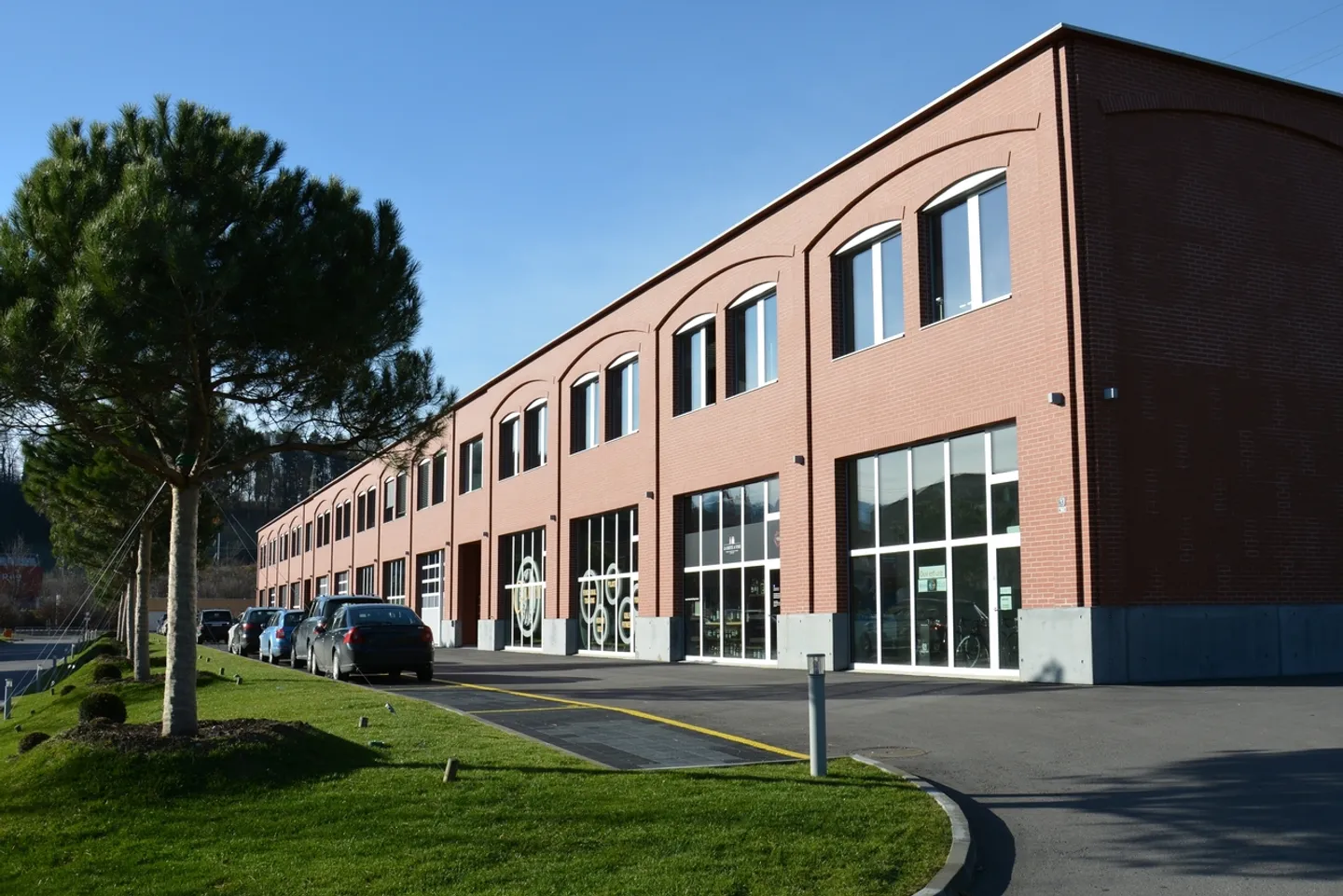 Bureau 275m2  à Puidoux - Proche autoroute - Photo 1 sur 4