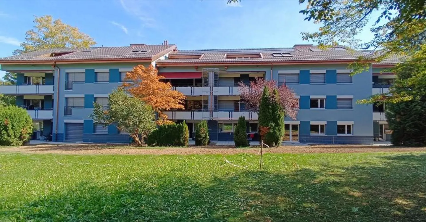 Renting without deposit - First occupancy after renovation in a quiet location - Photo 1 of 11