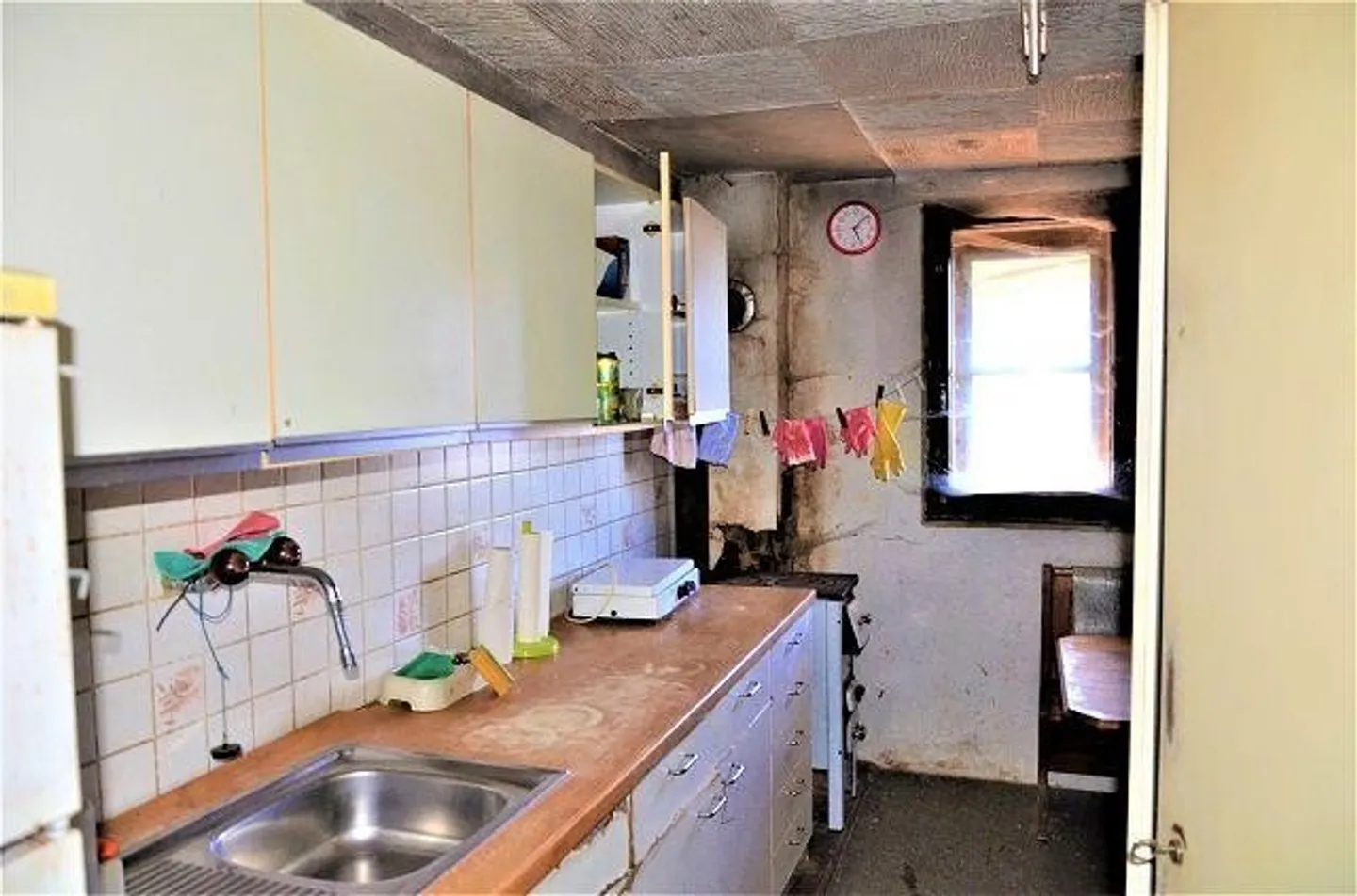 Rustico da ristrutturare con grande terreno terrazzato / Rustico zu... - Foto 2 von 25