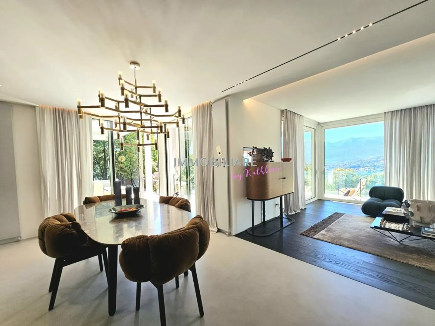 Villa di Lusso con Vista Mozzafiato - Foto 11 di 19