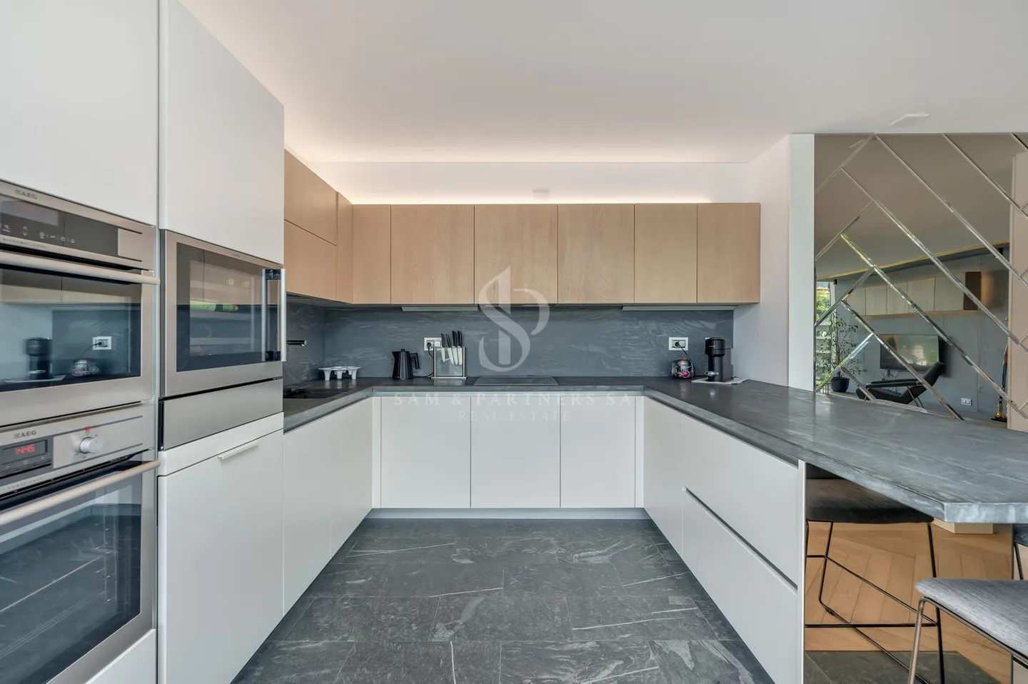 Appartamento moderno con vista lago - Foto 6 di 13