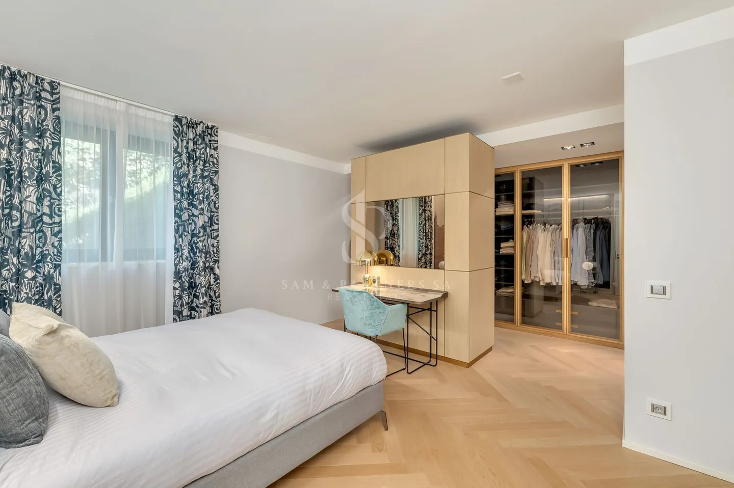 Appartamento moderno con vista lago - Foto 11 di 13