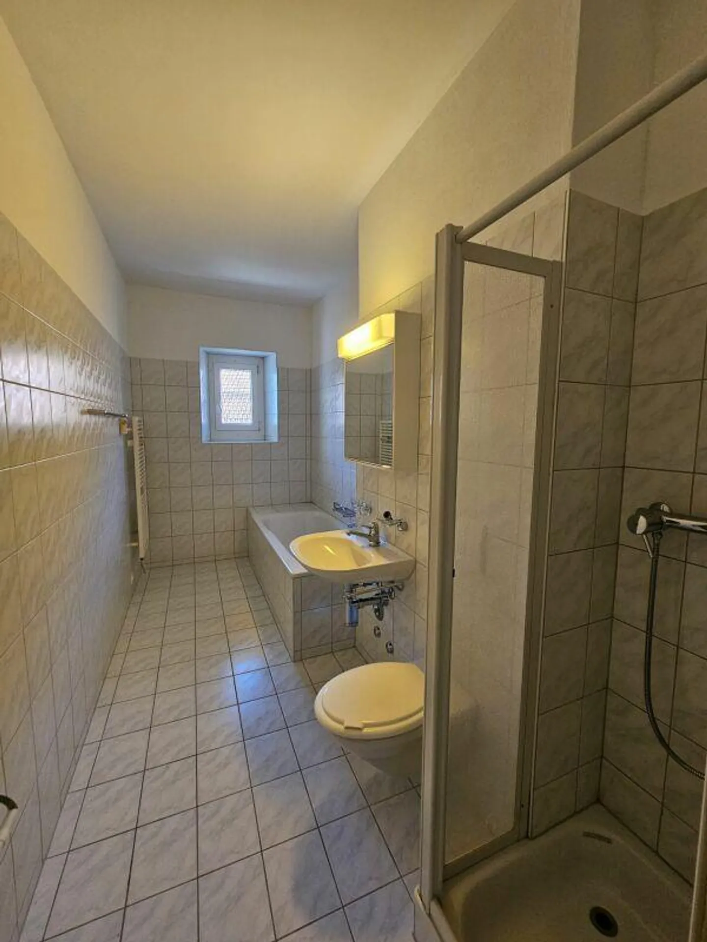 Elegante Wohnung in Thusis - Foto 2 von 3