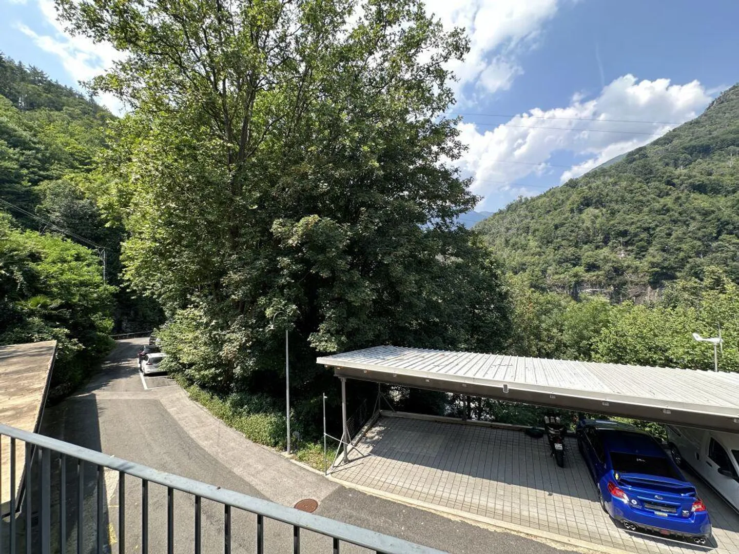 Maison Secondaire avec Deux Appartements, Garage et Jardin - Photo 11 sur 13