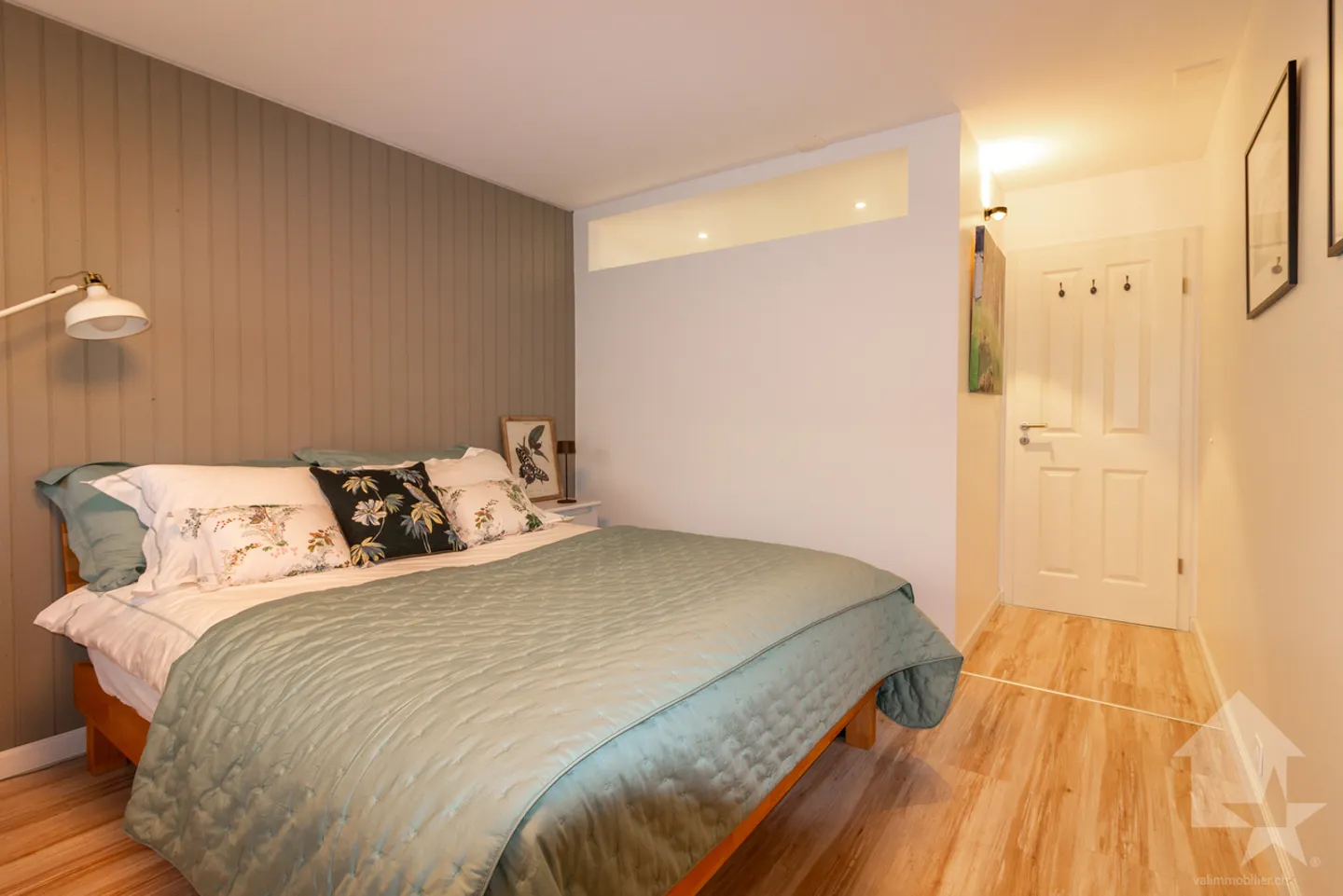 Spazioso appartamento ristrutturato di 2.5 locali con una magnifica vista - Foto 10 di 21