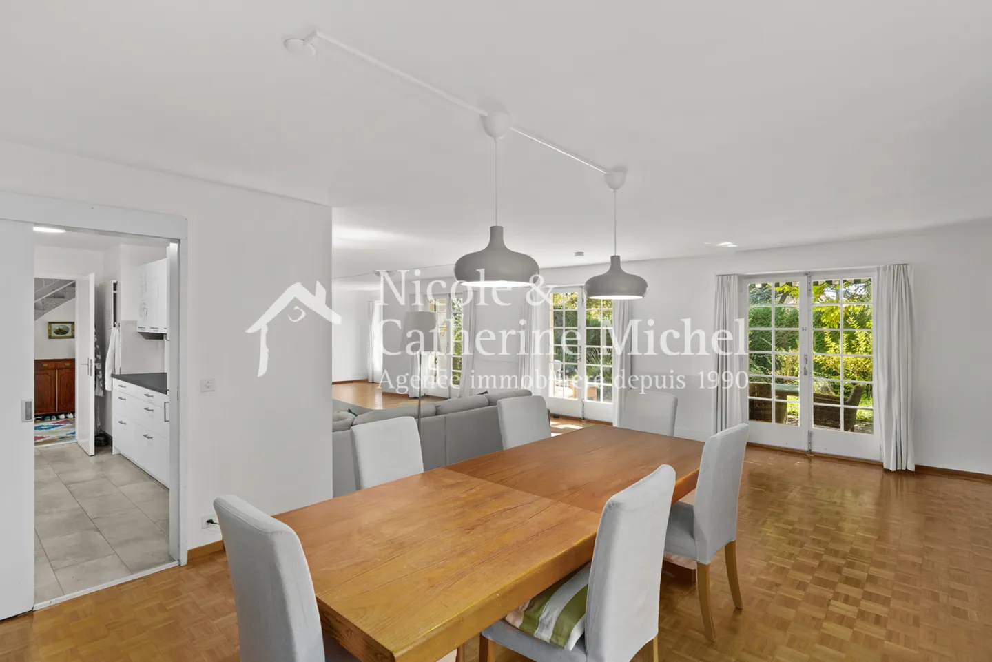 7.5 Room House - Photo 5 of 13