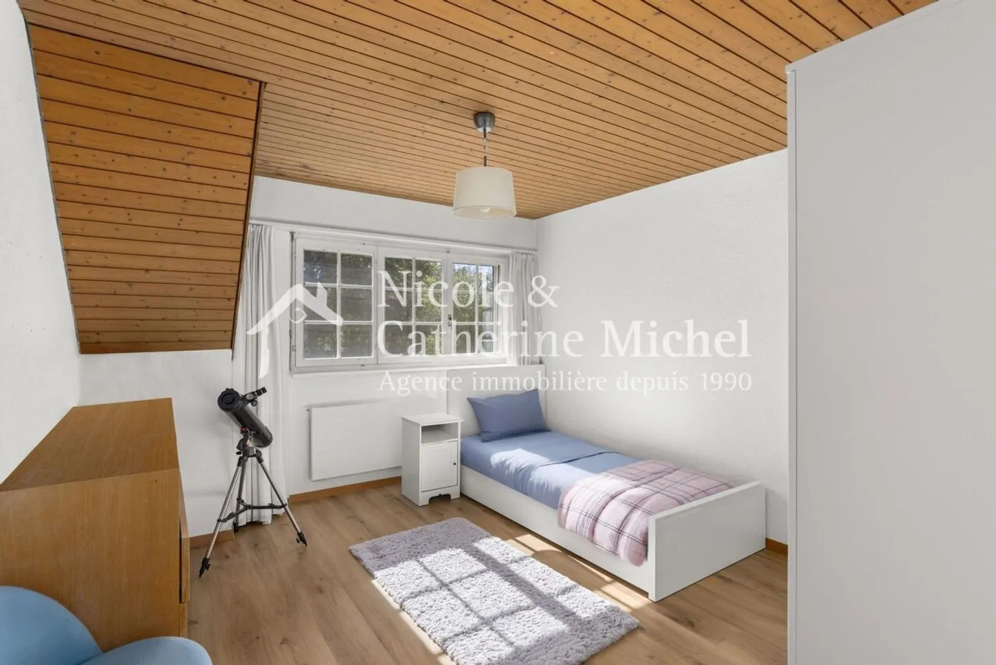 7.5 Room House - Photo 10 of 13