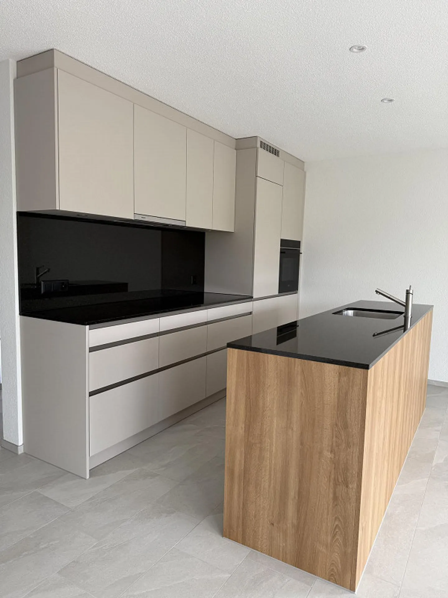 Prima locazione - nuova casa unifamiliare moderna di 5,5 stanze a Niederlenz - Foto 1 di 10