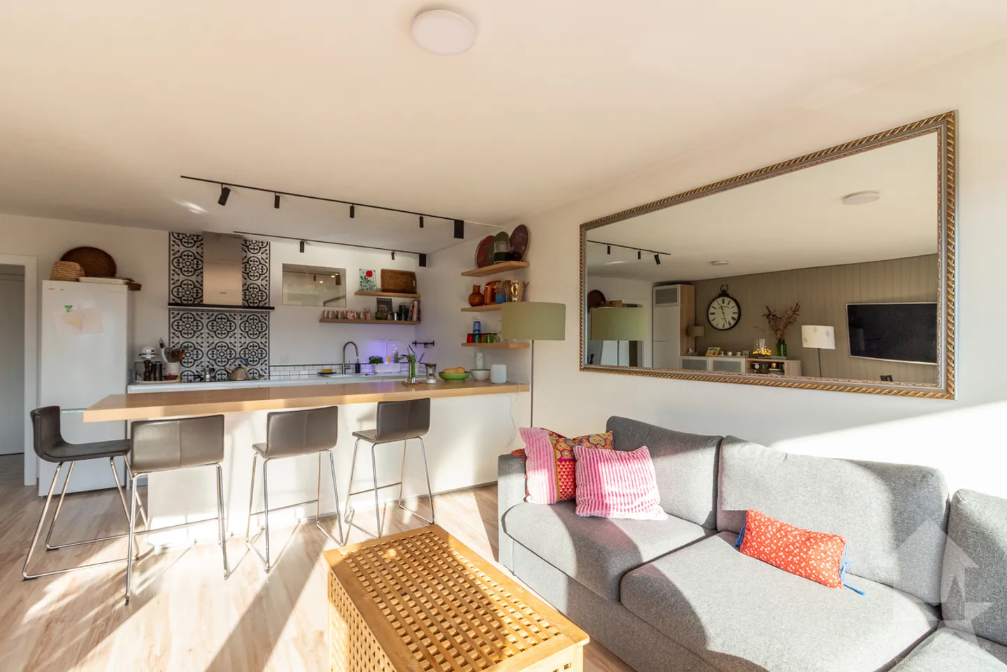 Spazioso appartamento ristrutturato di 2.5 locali con una magnifica vista - Foto 17 di 21