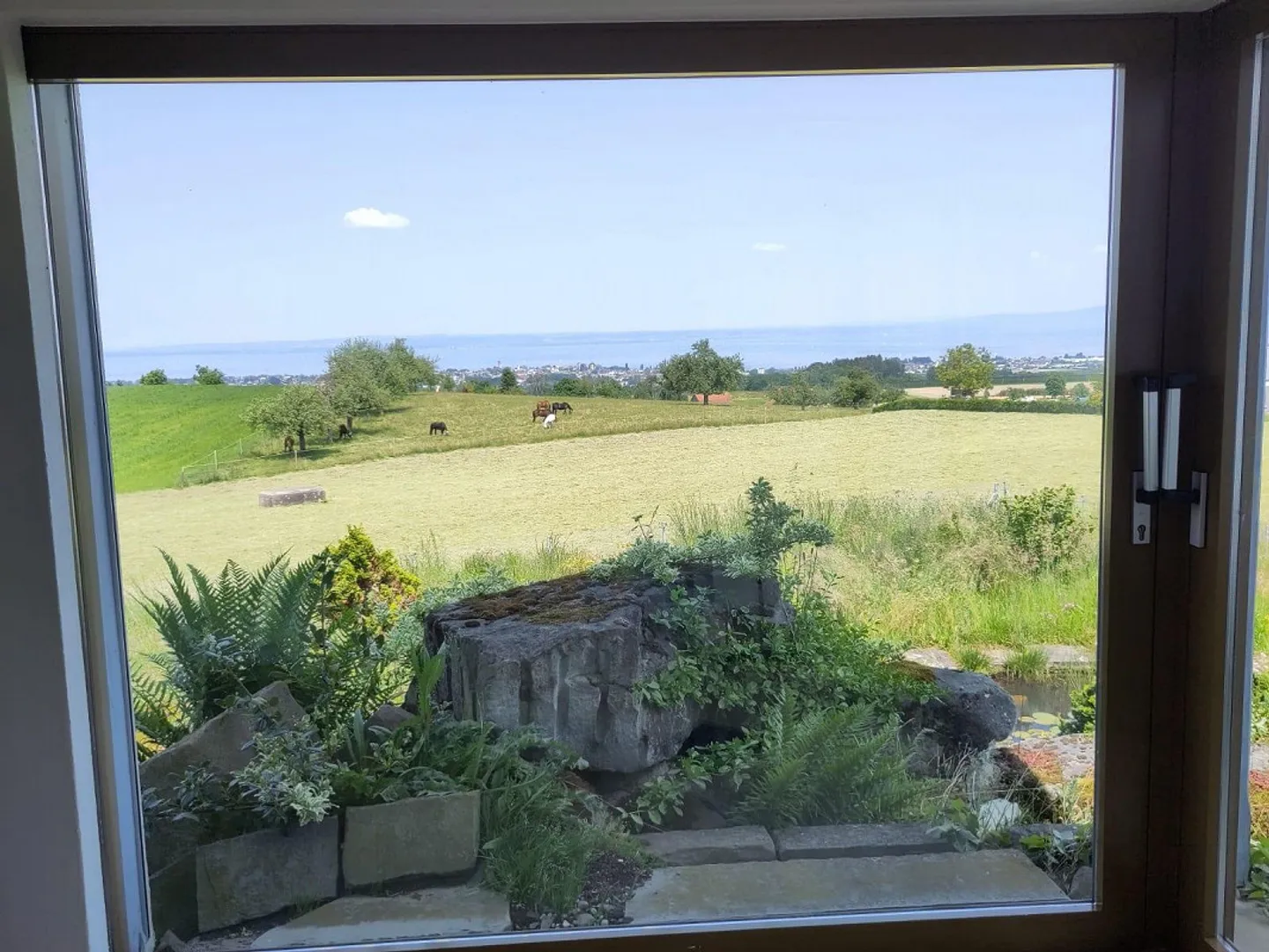 Charmante maison individuelle de 4 ½ pièces avec vue sensationnelle sur le lac de Constance - Photo 1 sur 18