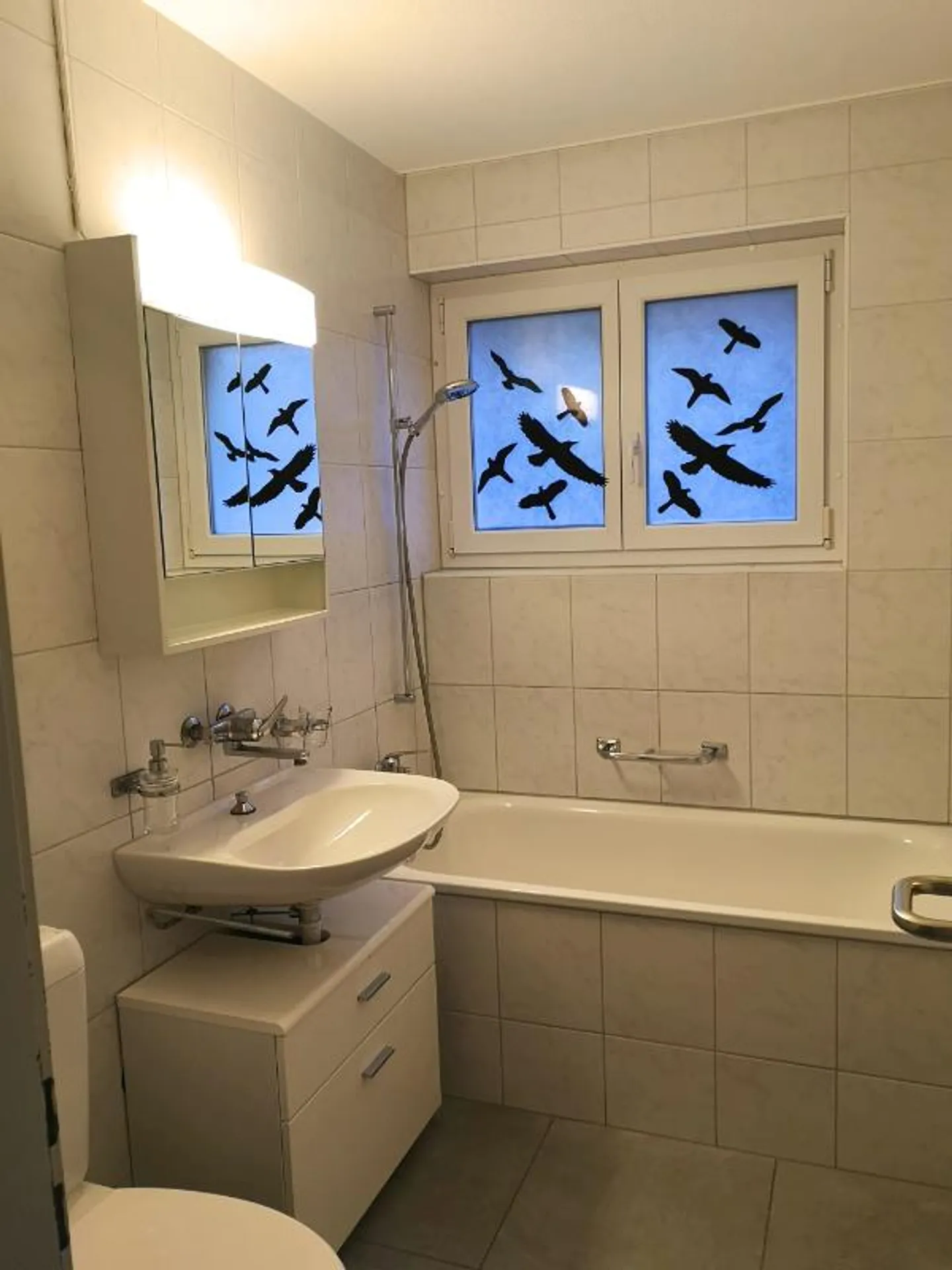 4 Room Apartment - Photo 3 of 5