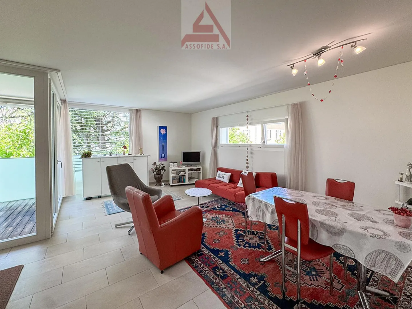 Appartement au cœur de la ville - Photo 3 sur 6