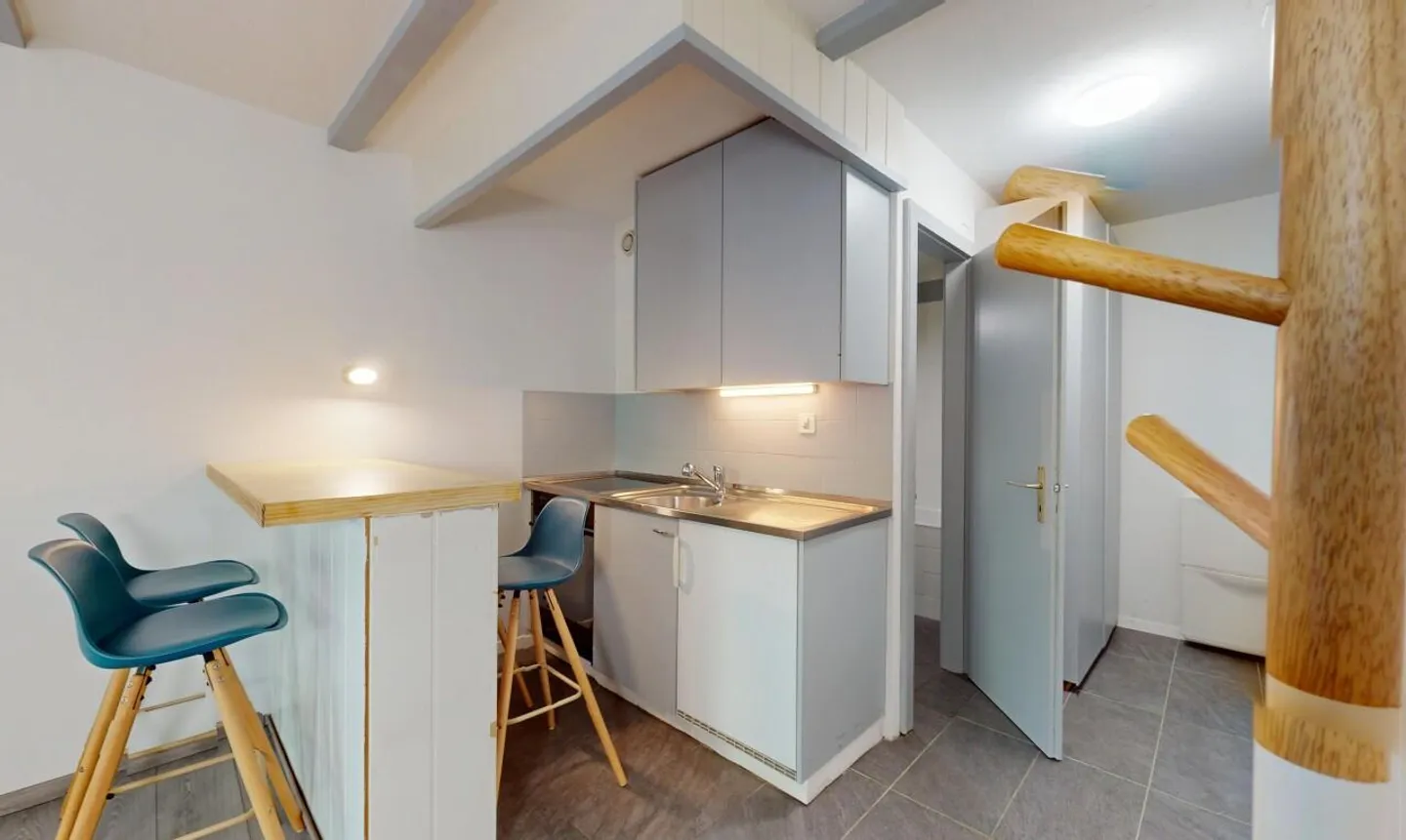 Charmantes Studio mit Terrasse - Foto 12 von 13