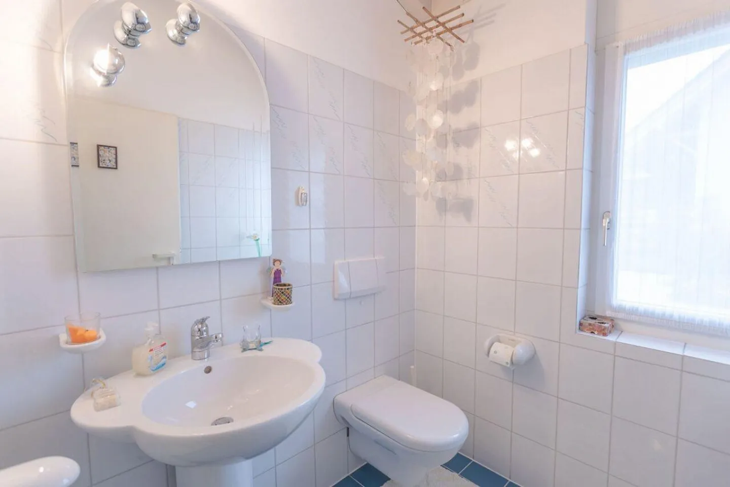 6 Room House - Photo 9 of 18