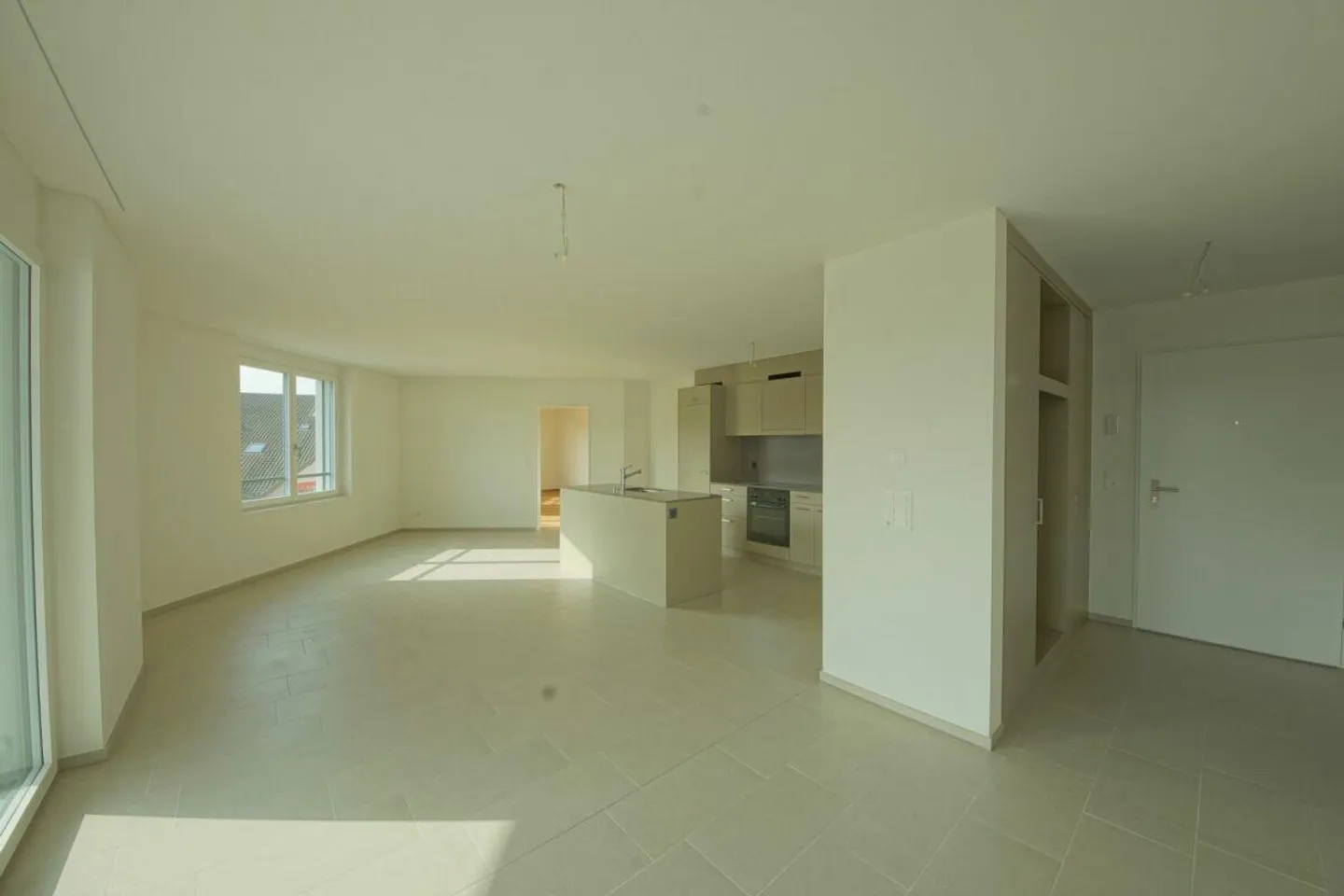 Appartement ensoleillé de 3,5 pièces au cœur d'Eschenbach - Photo 3 sur 8