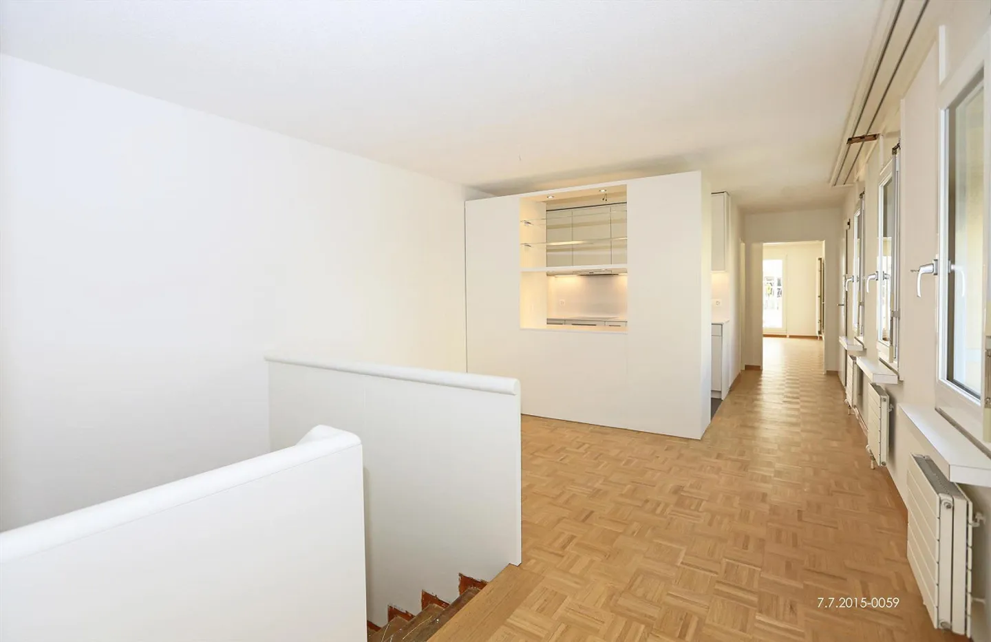 Attractive apartment in Volketswil with two terraces - Photo 4 of 9