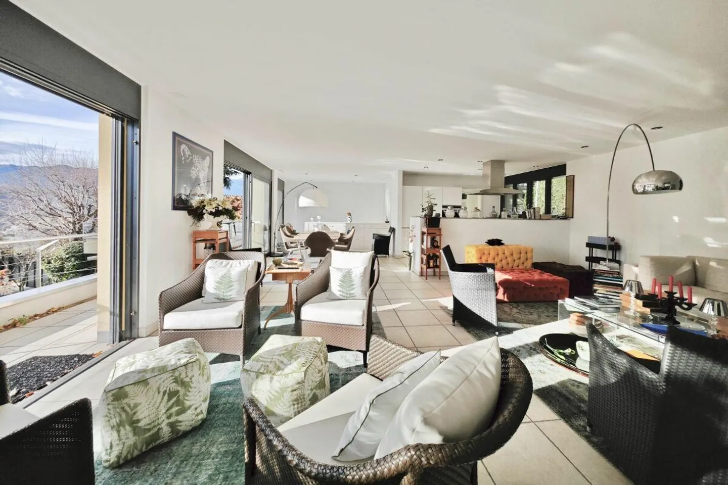 Lugano: Luxury Villa with Pool, Garden and Private Rustico - Photo 7 of 17