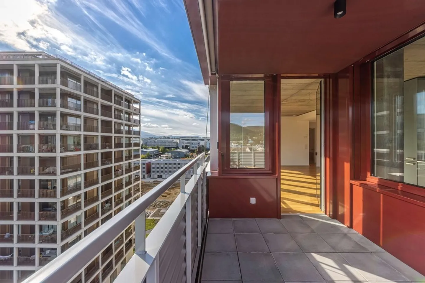 Appartement moderne de 3,5 pièces avec vue - Photo 12 sur 12