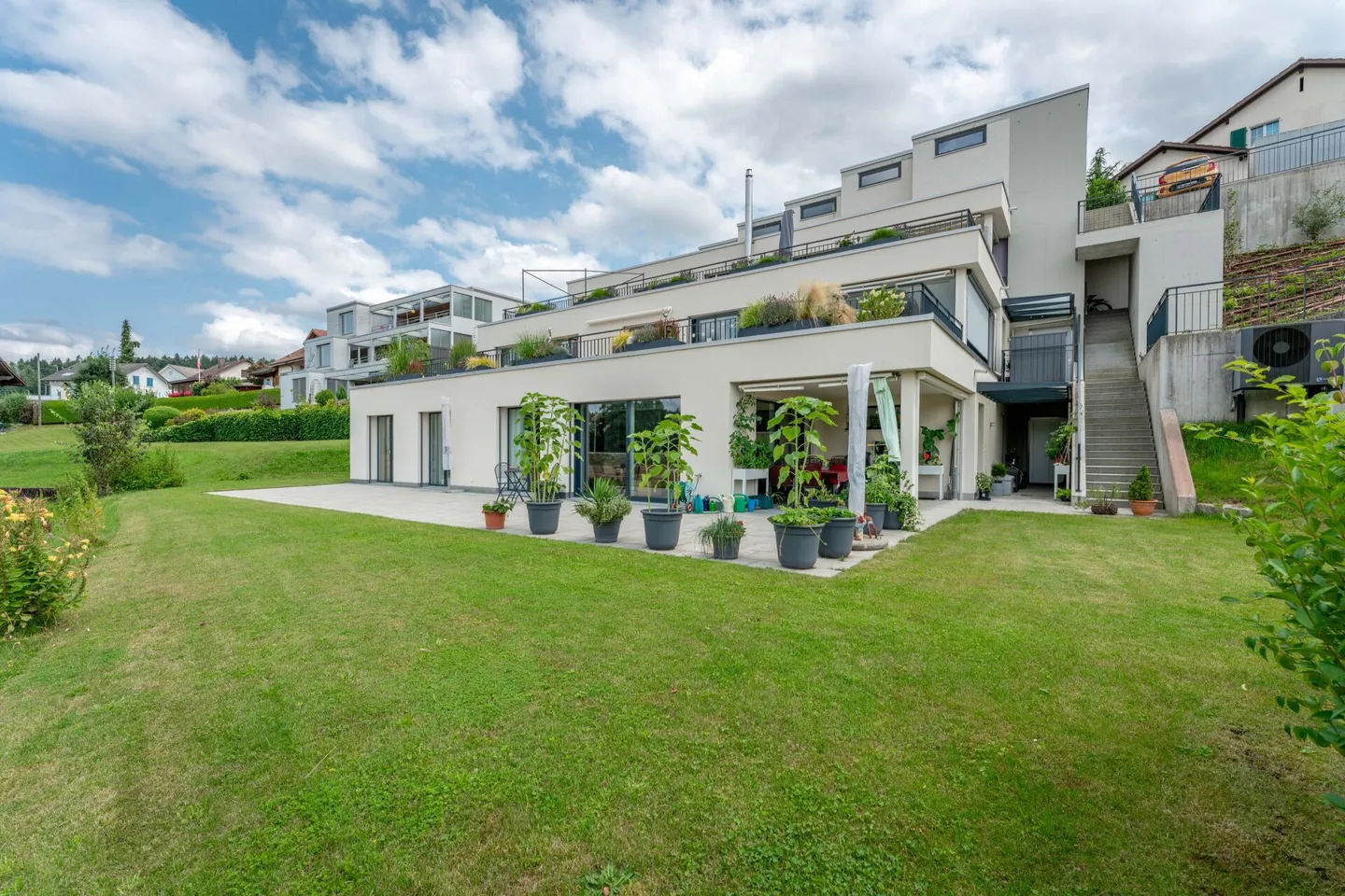 Feudali 4 ½-Stanza Appartamento con Terrazza e Giardino - Foto 1 di 12