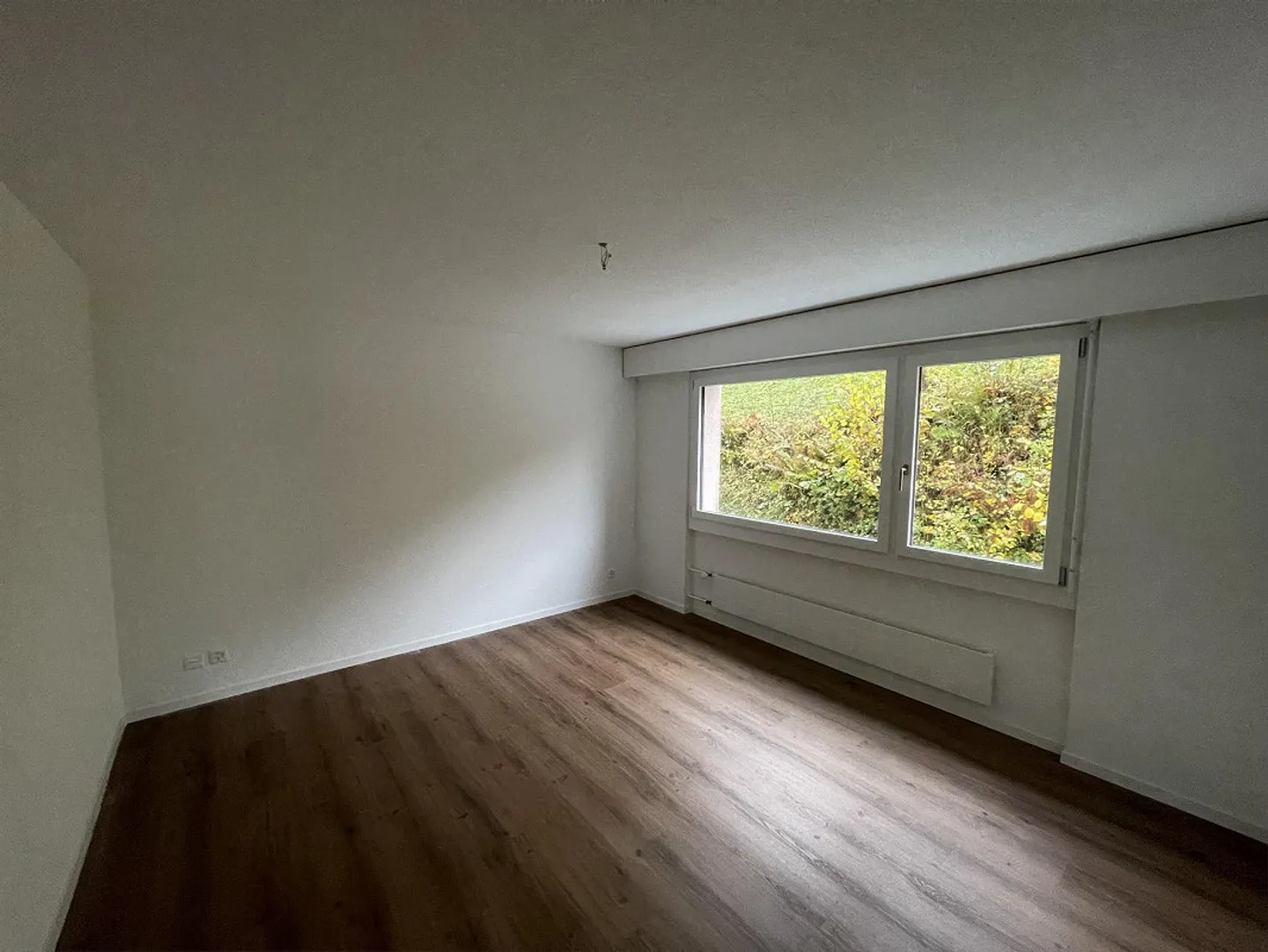 Quiet 4 1/2-room apartment with lake view - Shared use of indoor pool - Photo 11 of 18