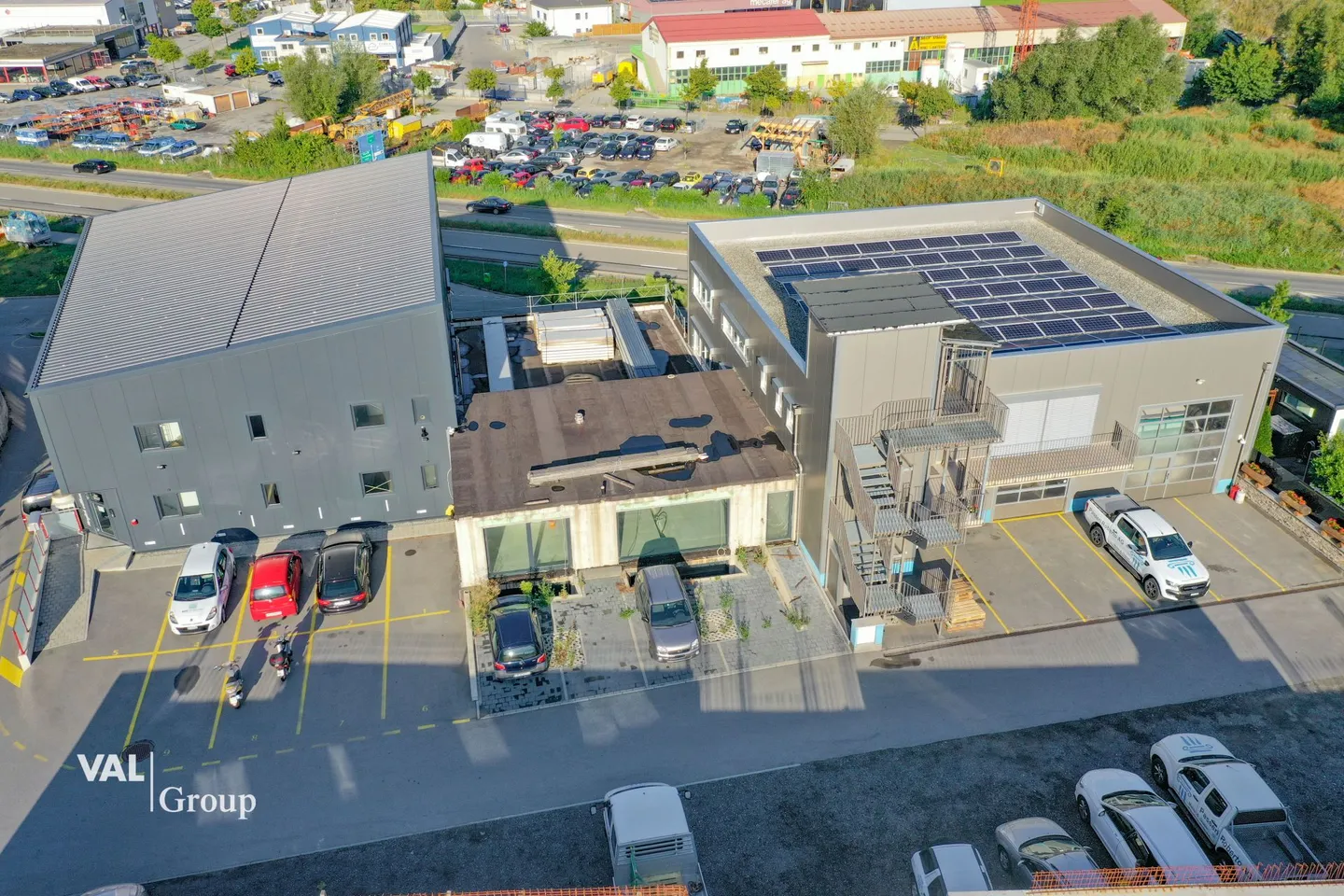 Industriehalle an perfektem Standort - Foto 4 von 8