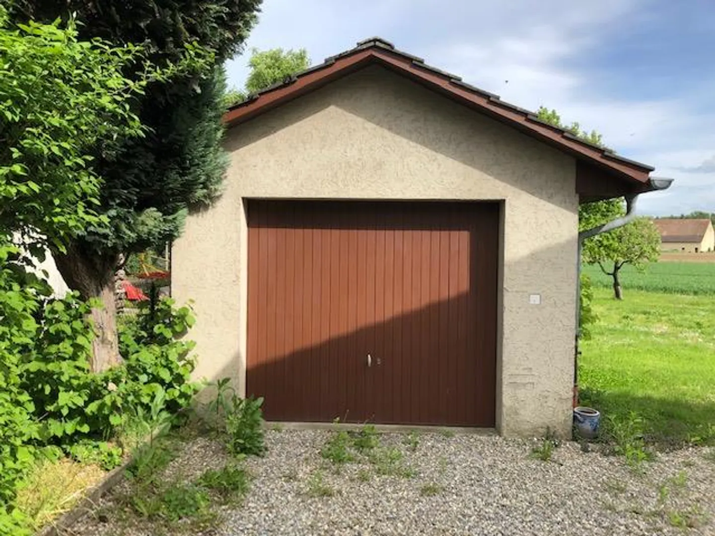 Freistehendes Haus mit sonnigem Garten - Foto 17 von 20