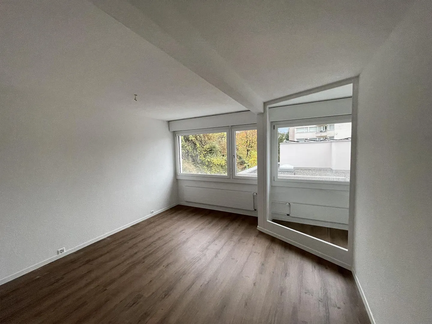 Quiet 4 1/2-room apartment with lake view - Shared use of indoor pool - Photo 12 of 18