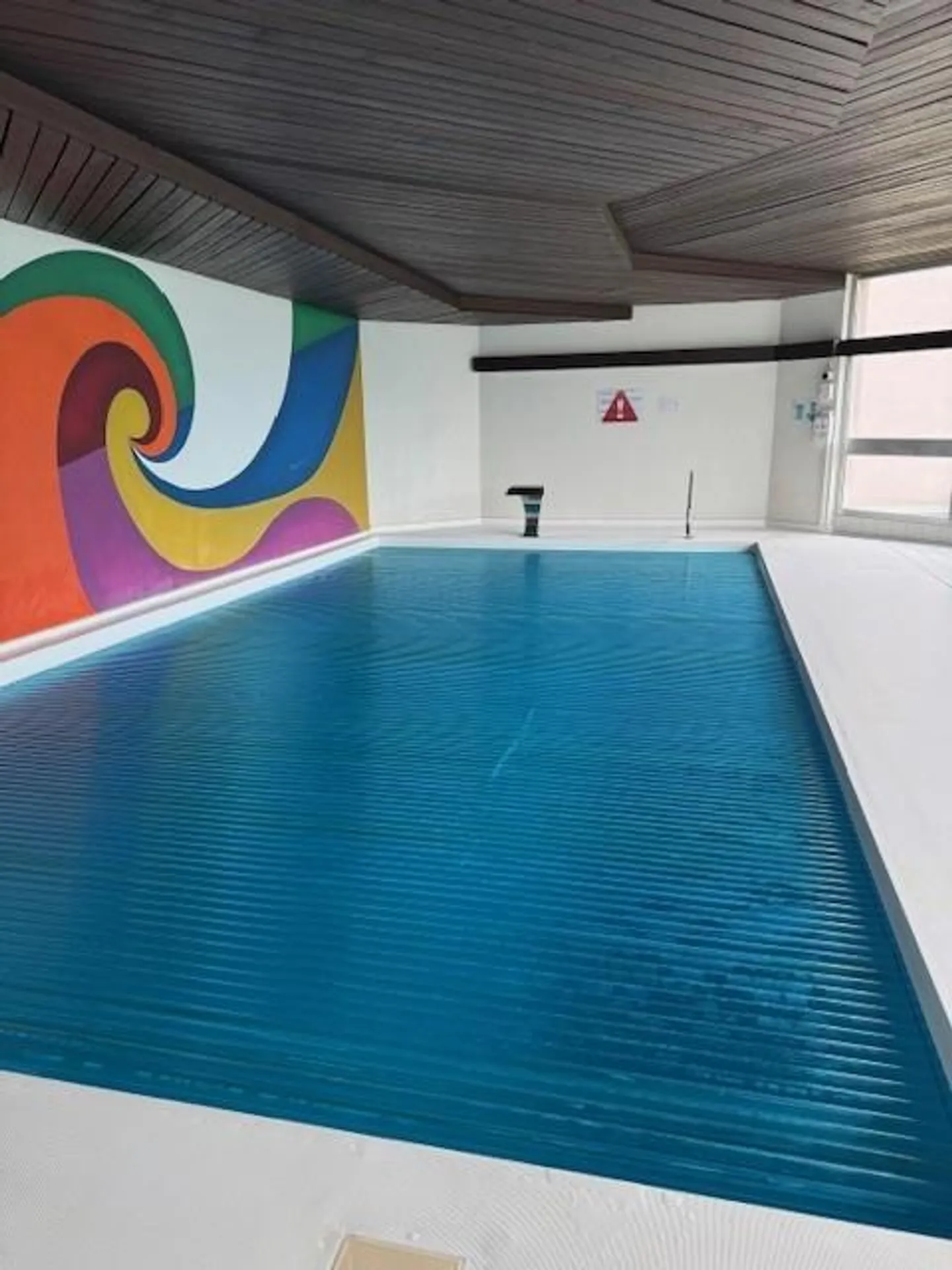 Quiet 4 1/2-room apartment with lake view - Shared use of indoor pool - Photo 17 of 18