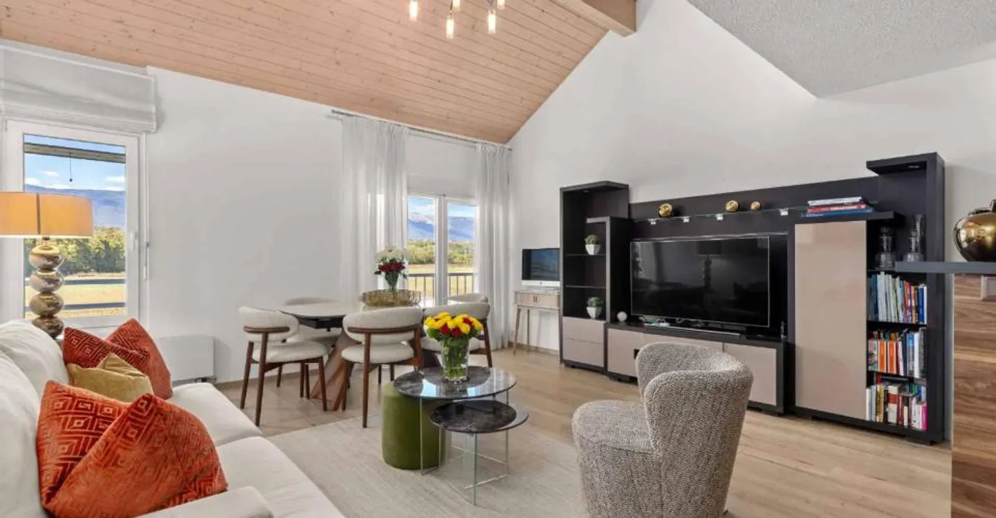 Renovated duplex facing the fields in Chancy - Photo 4 of 12
