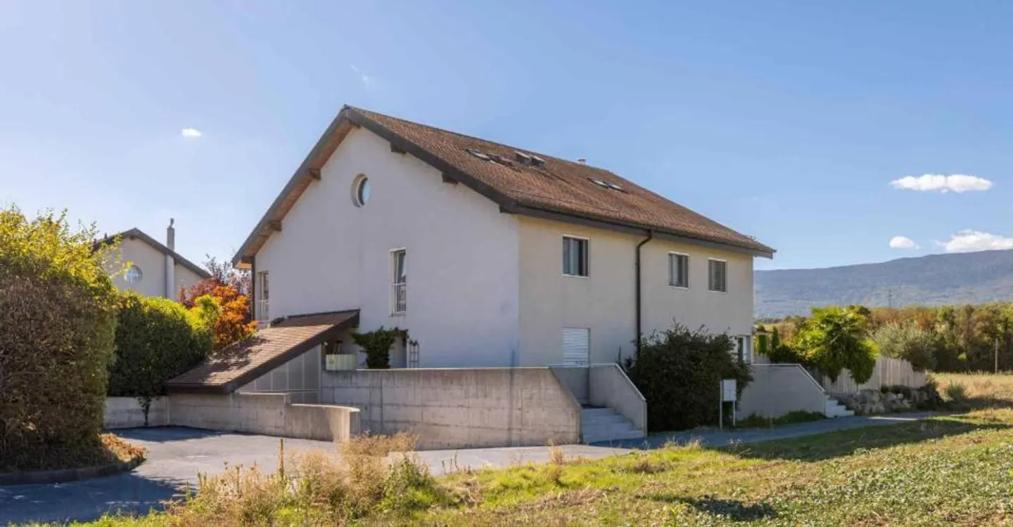 Renovated duplex facing the fields in Chancy - Photo 12 of 12
