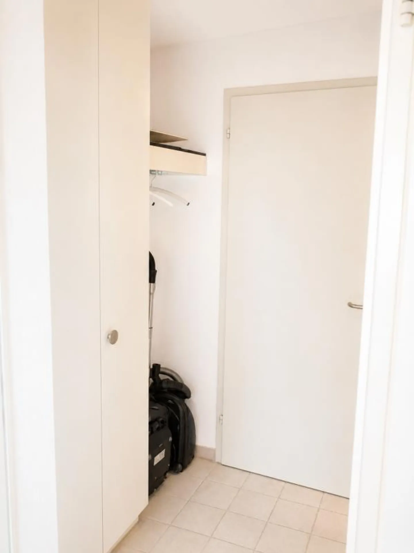 Commercial space for rent - Photo 4 of 6