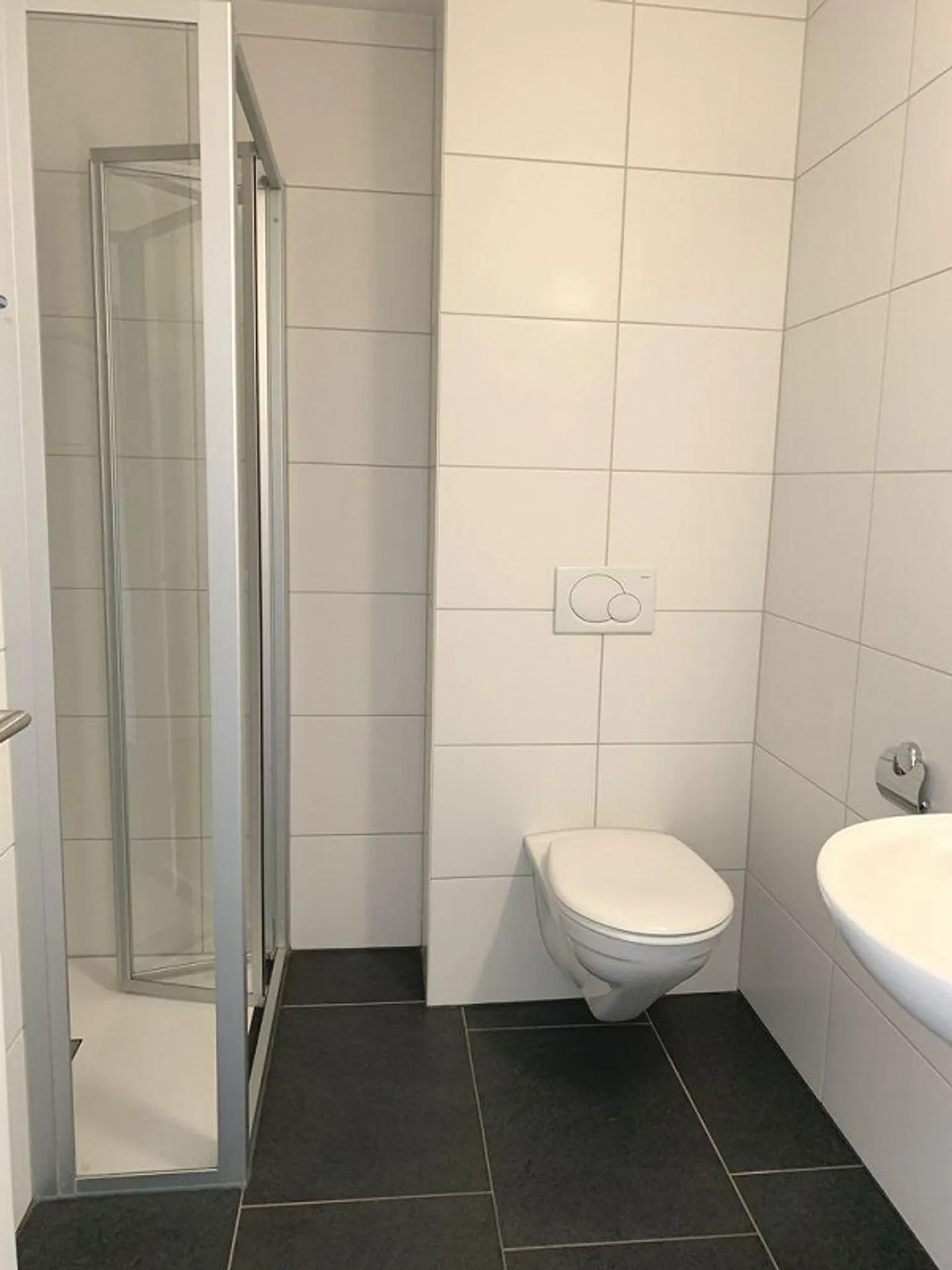 Appartement lumineux de 3,5 pièces avec balcon dans un emplacement calme à Kreuzlingen - Photo 7 sur 13