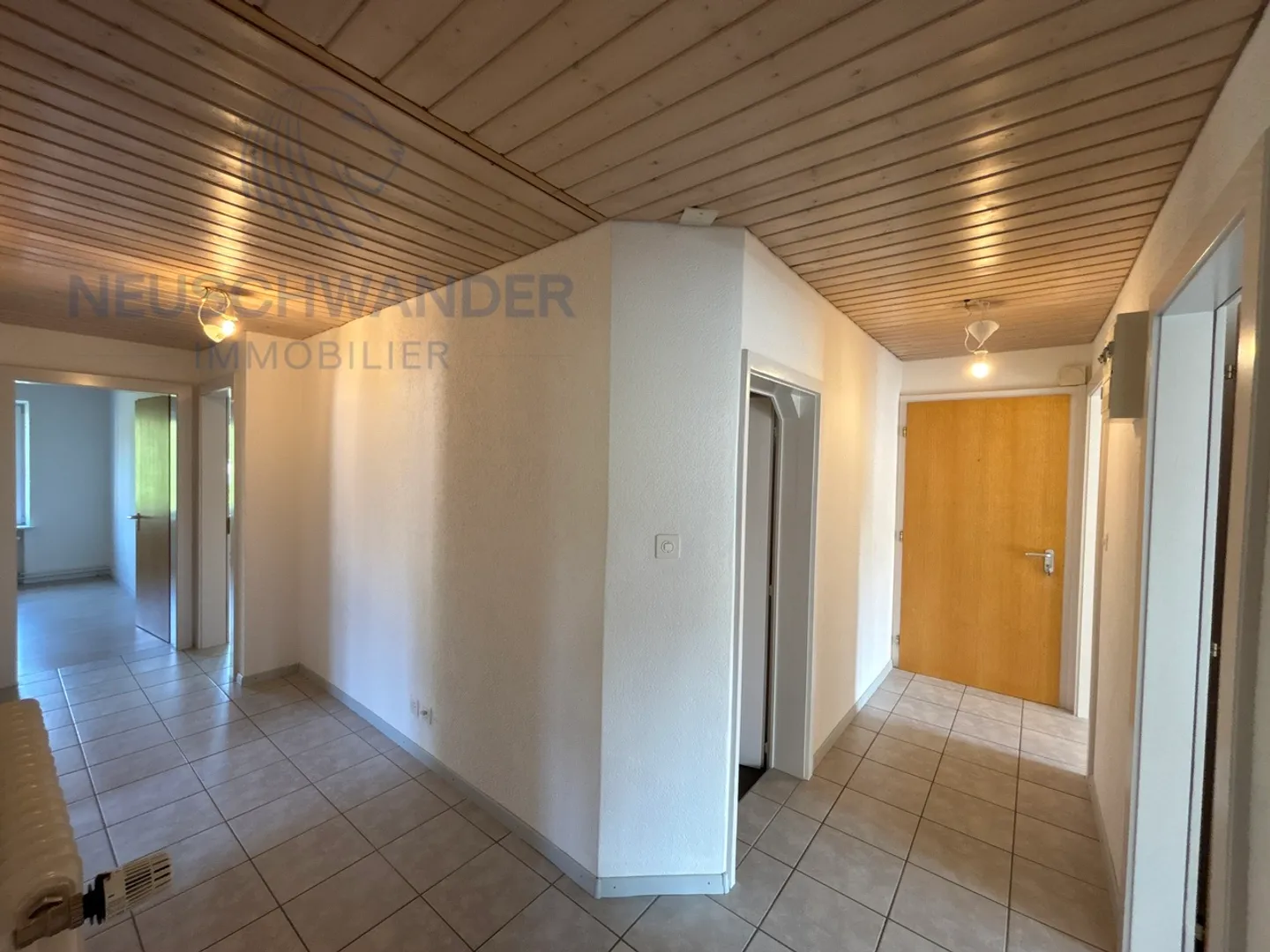 Apartment for rent - Photo 10 of 12