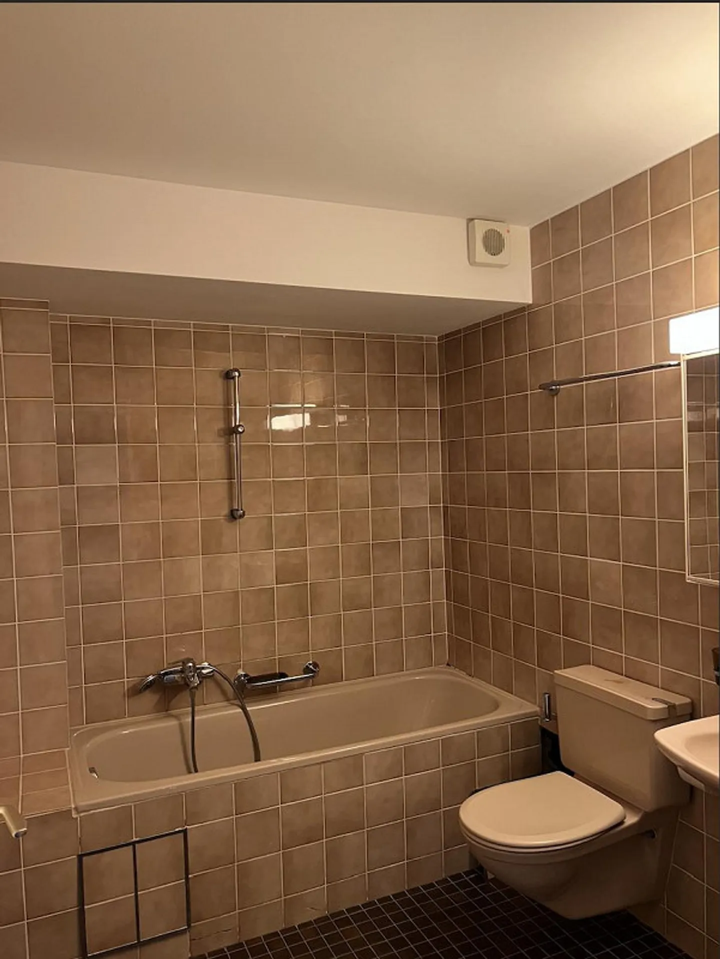 4.5 Room Apartment - Photo 4 of 12