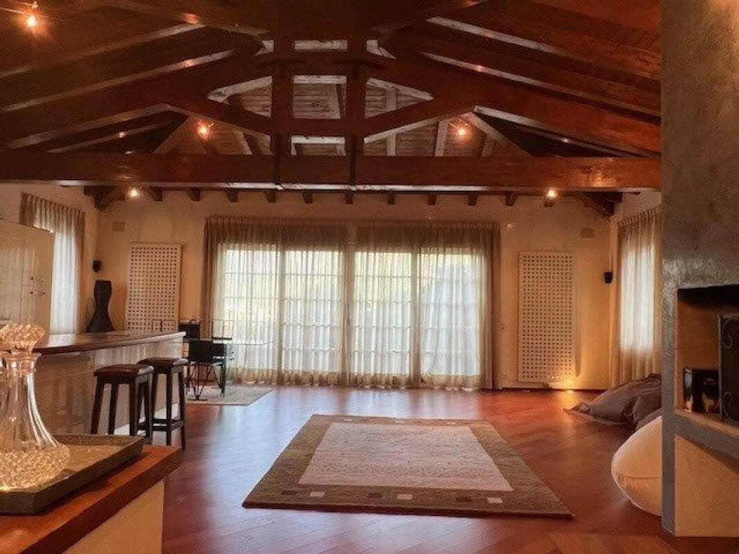 EXCLUSIVE VILLA AMONG NATURE, LUXURY AND BREATHTAKING PANORAMA - Photo 5 of 13