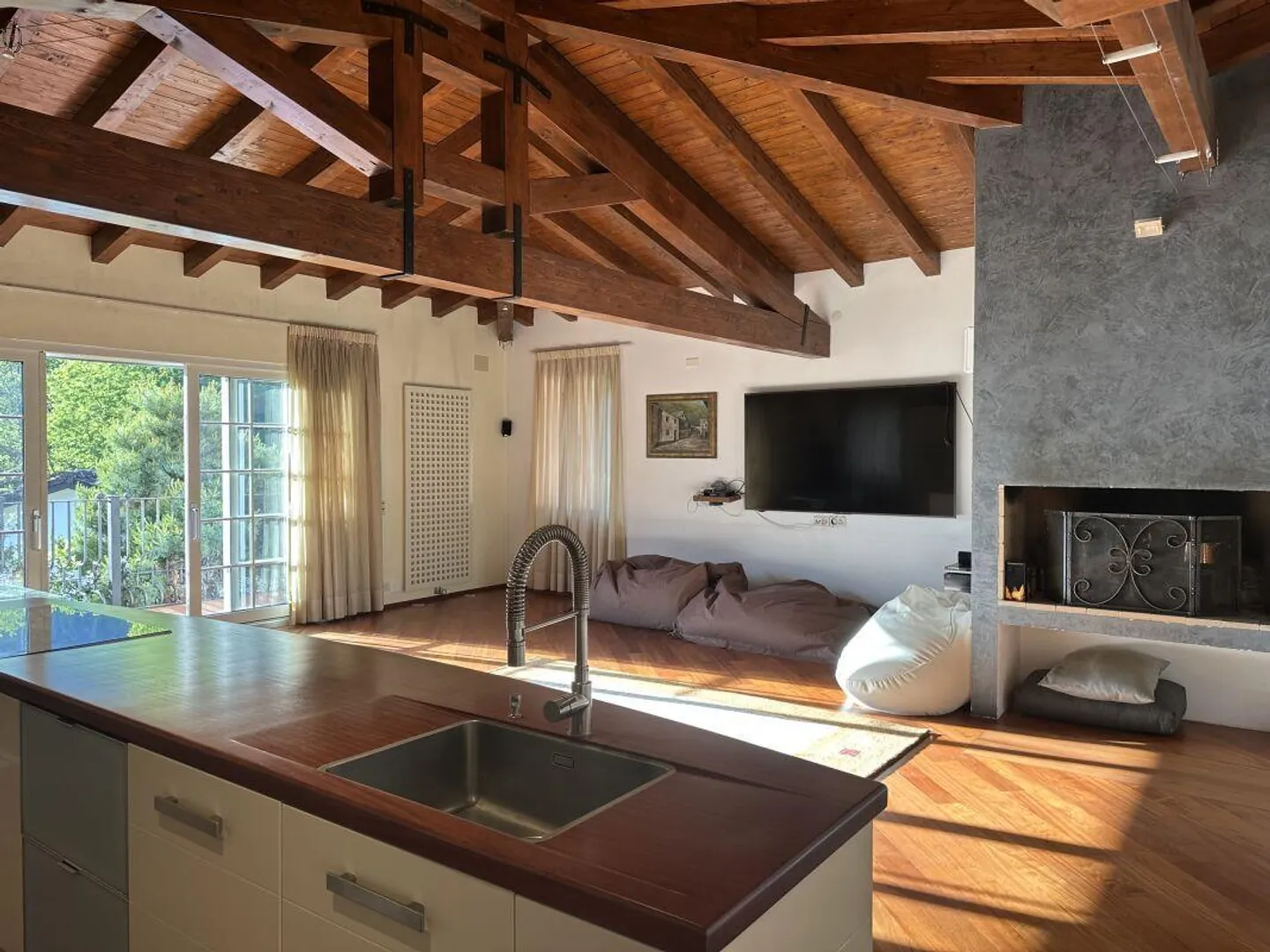 EXCLUSIVE VILLA AMONG NATURE, LUXURY AND BREATHTAKING PANORAMA - Photo 8 of 13