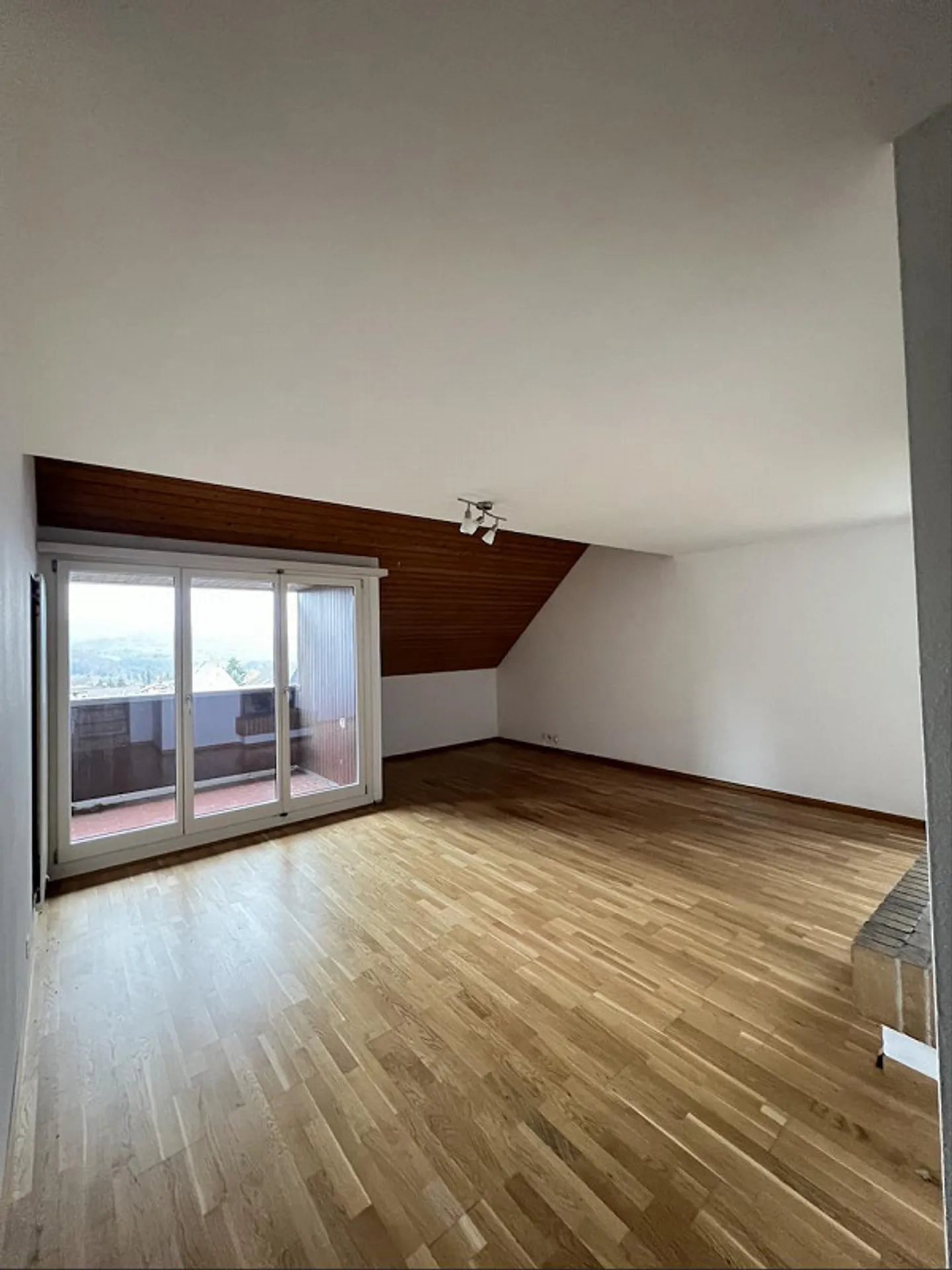 4.5 Room Apartment - Photo 9 of 12