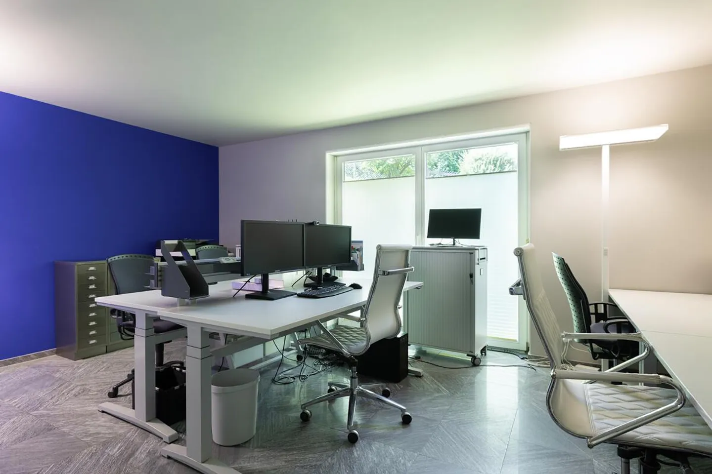 Geräumiges Familienhaus mit Garten - Foto 5 von 7