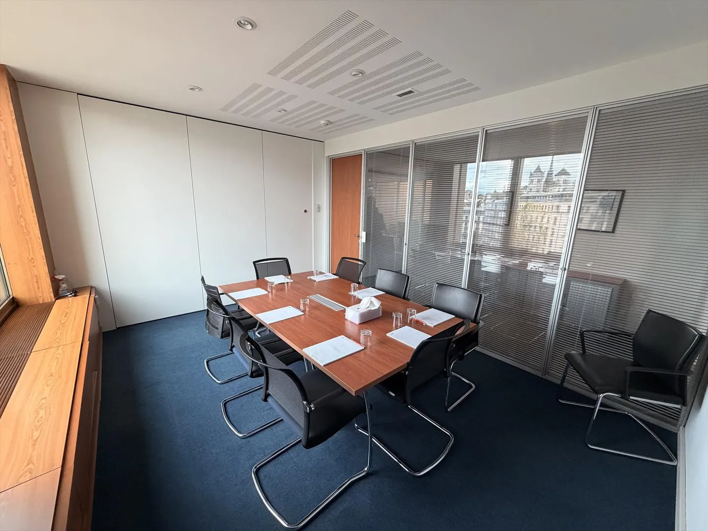 Office - Photo 3 of 8