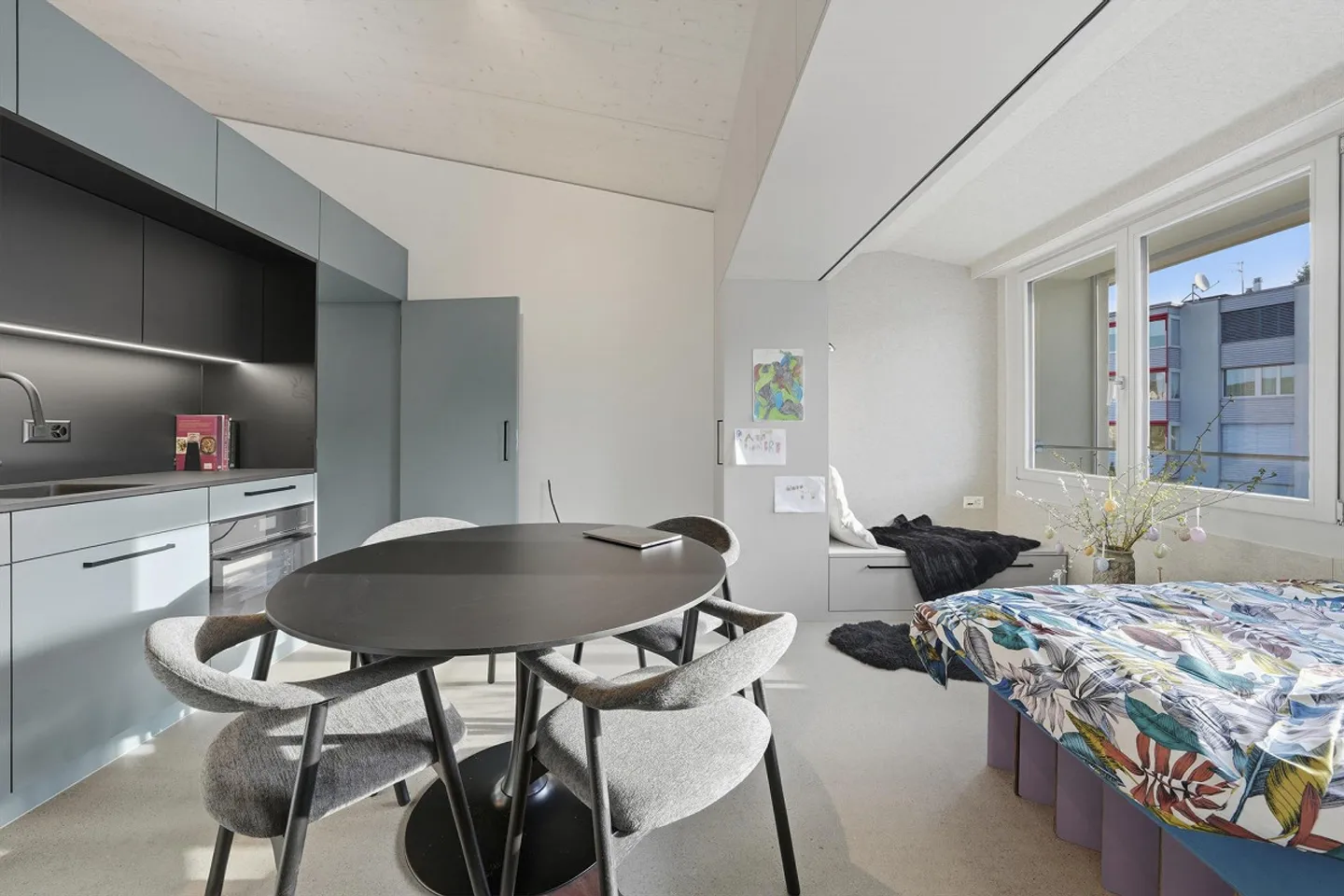 Furnished Design Studio with Sauna, Guest Room & Mobility Car - Photo 2 of 18