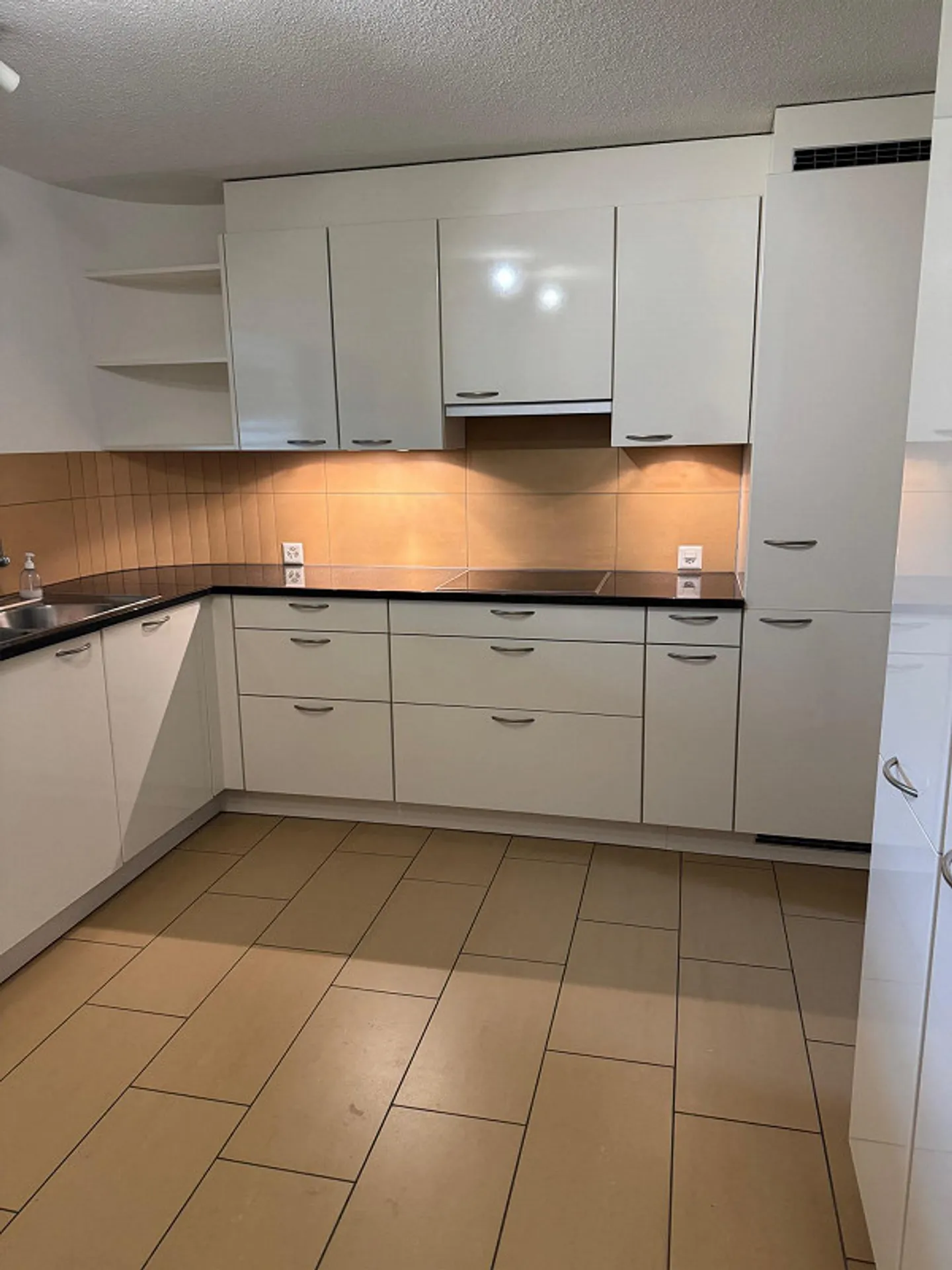 Plus de 270 m2 de plaisir de vivre dans le vert - Photo 5 sur 7