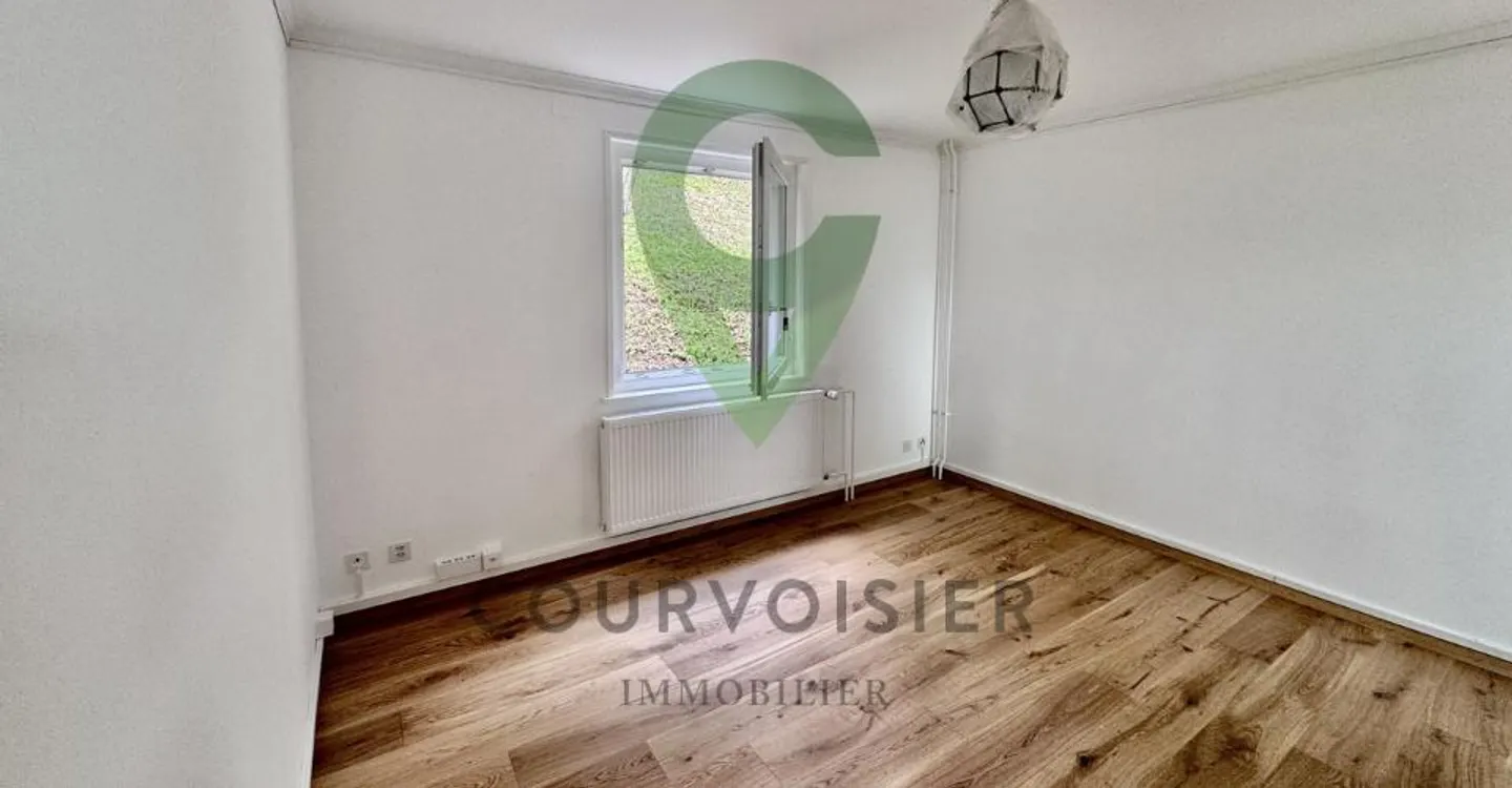 Casa indipendente di 6,5 con vista mozzafiato vicino a Begnins - Foto 9 di 13