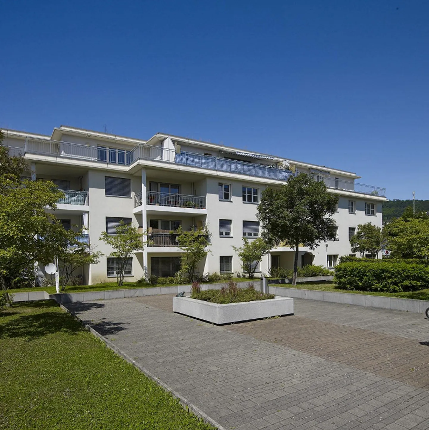 Living in the sun-drenched Füllinsdorf - Photo 1 of 11