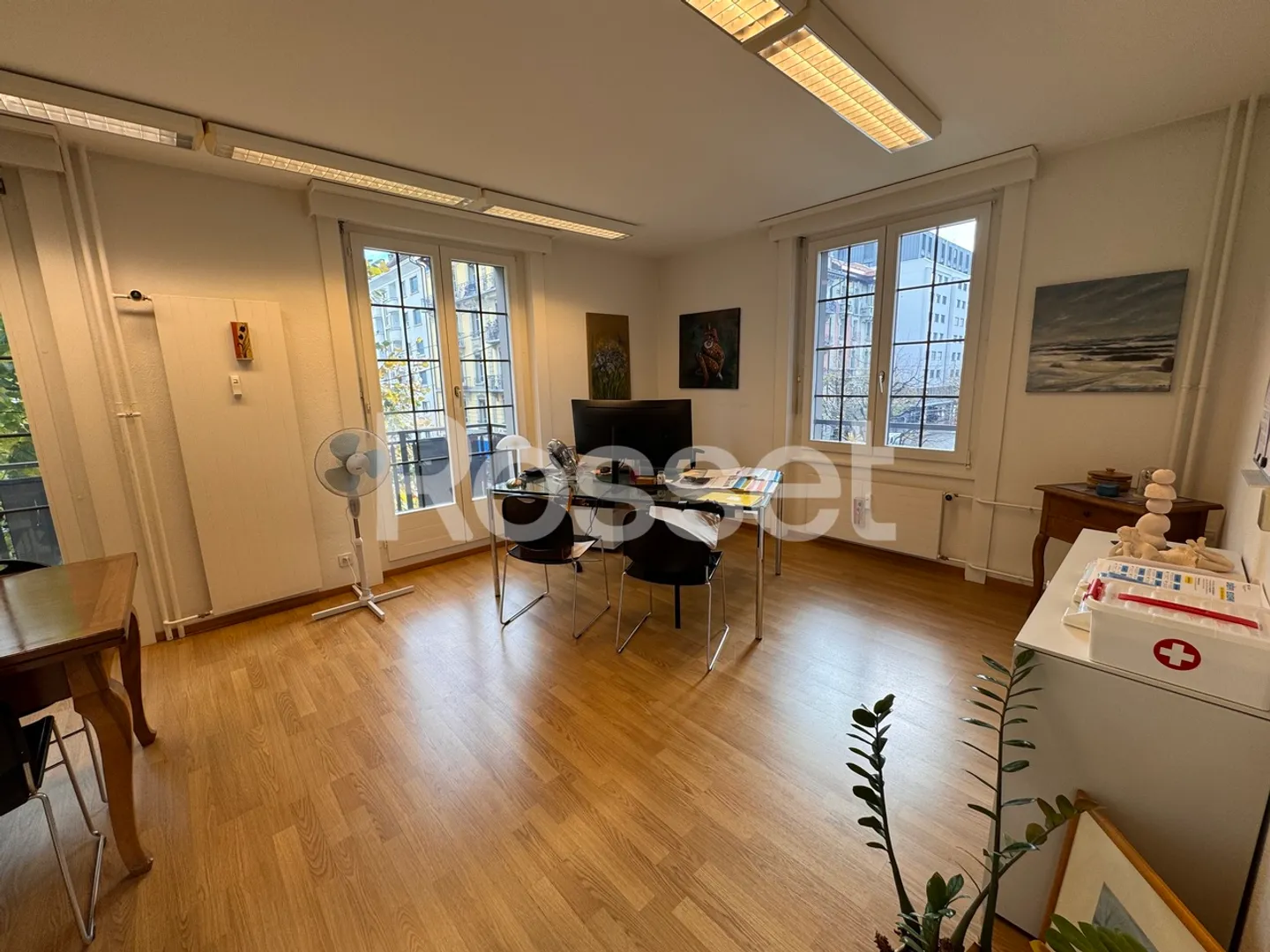 Spazio amministrativo o alloggio di 122m2 - Foto 1 di 7